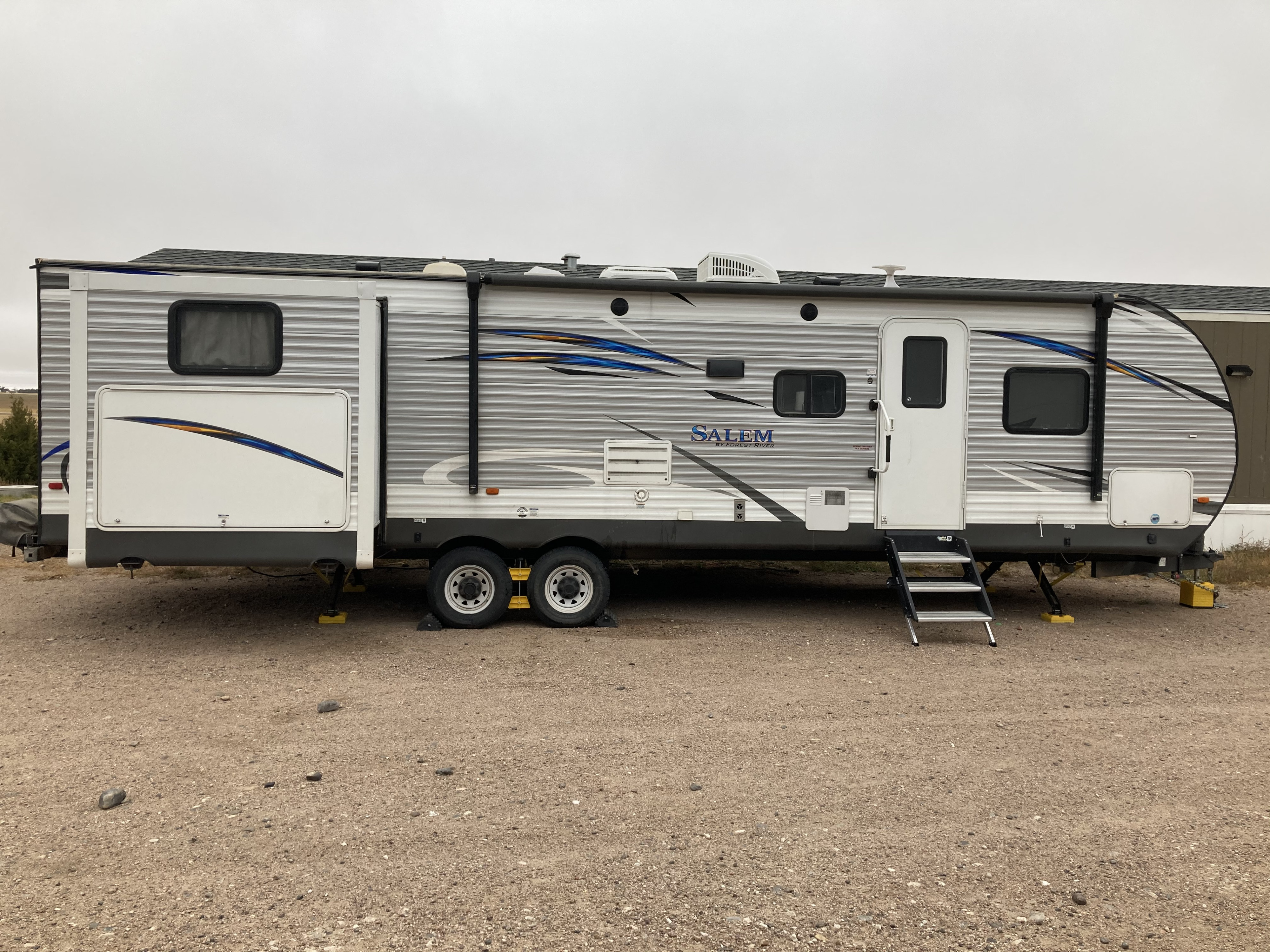 2019 Forest River Salem 31KQBTS