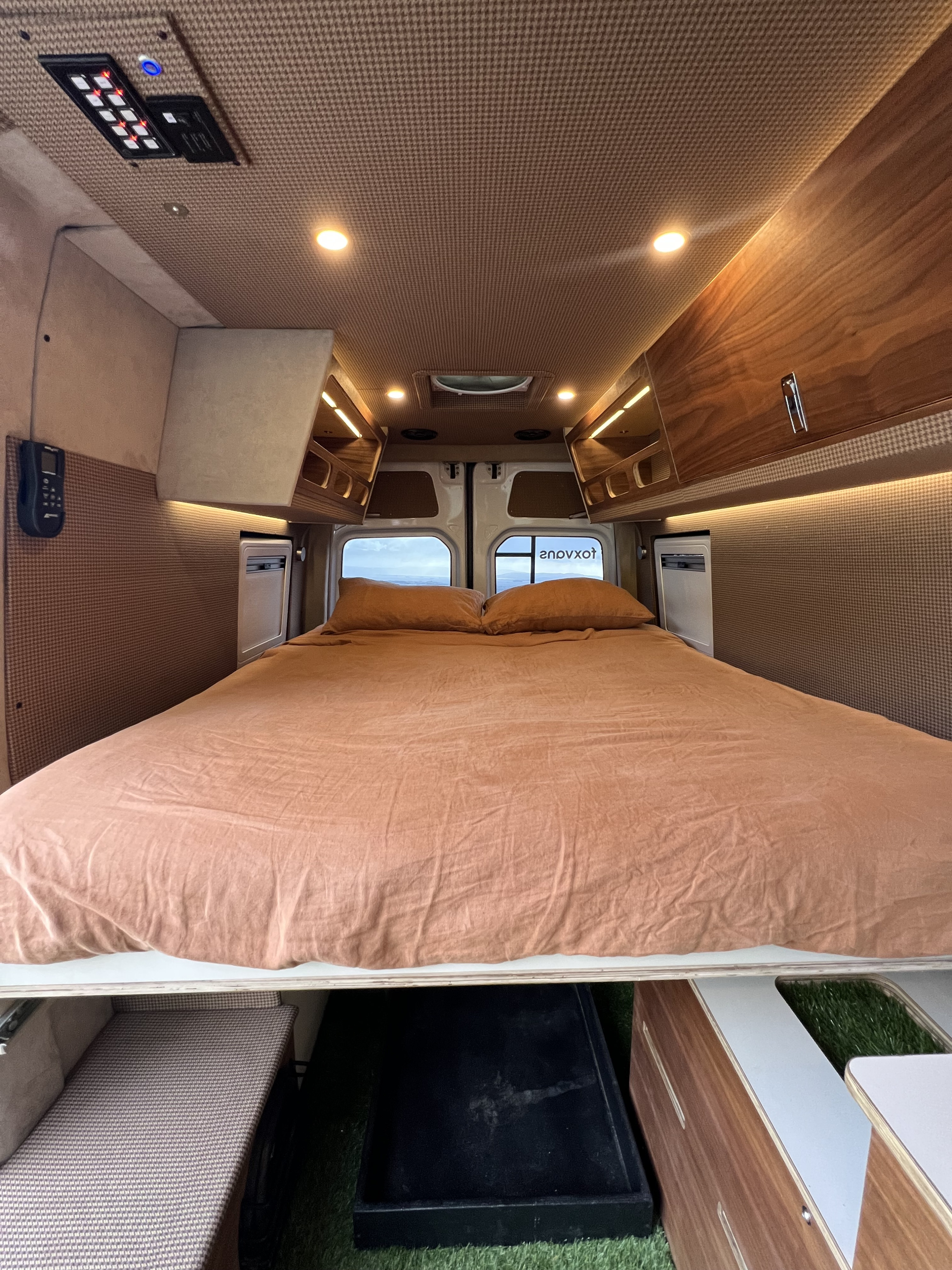 Camper van RV Rental 