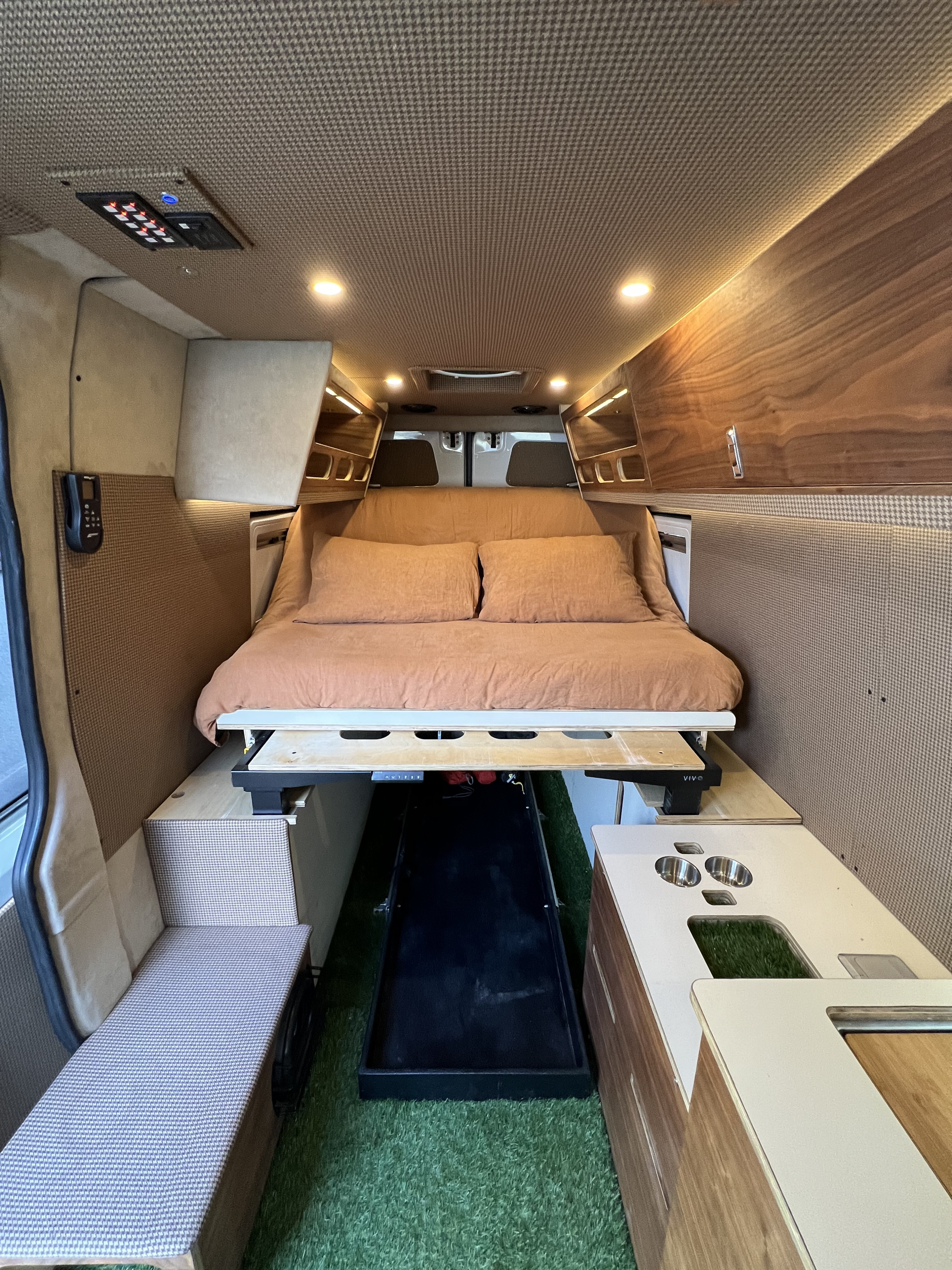 Camper van RV Rental 