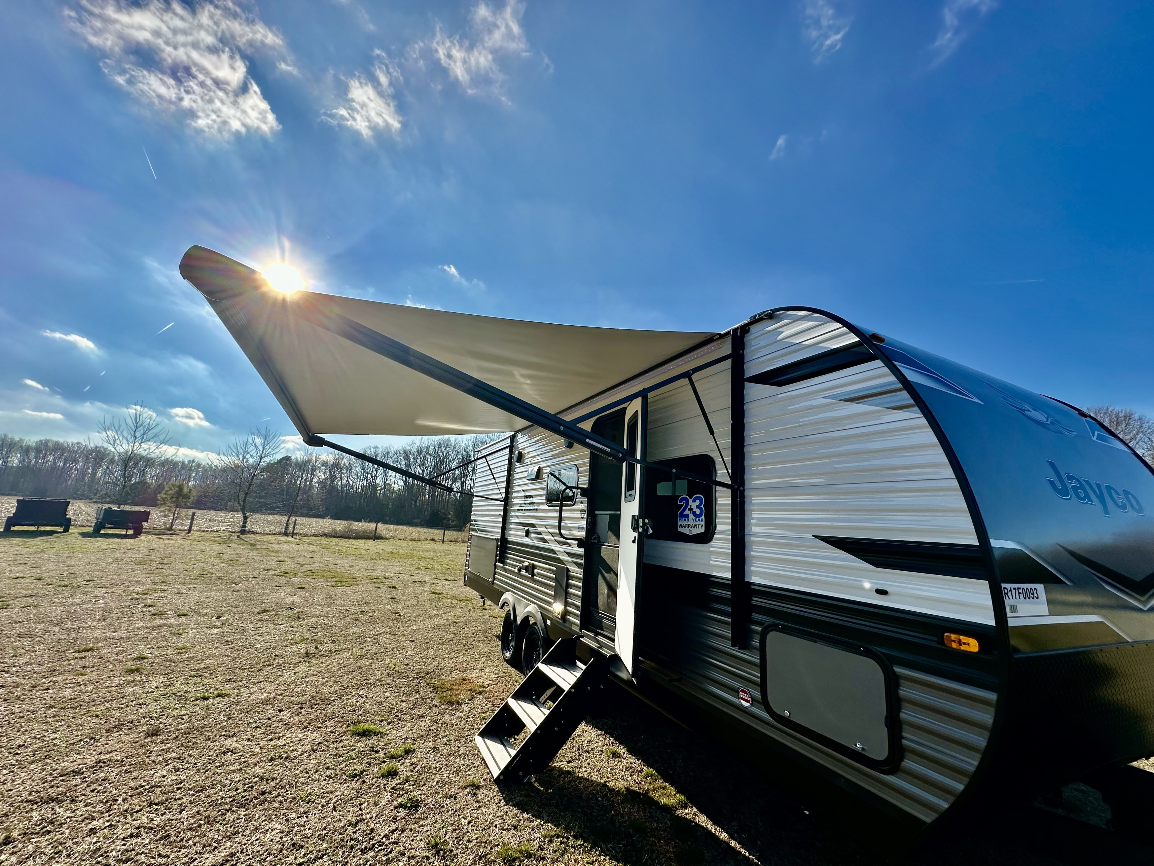BRAND NEW!! 2024 Jayco Jay Flight 235MBH (Delivery only)