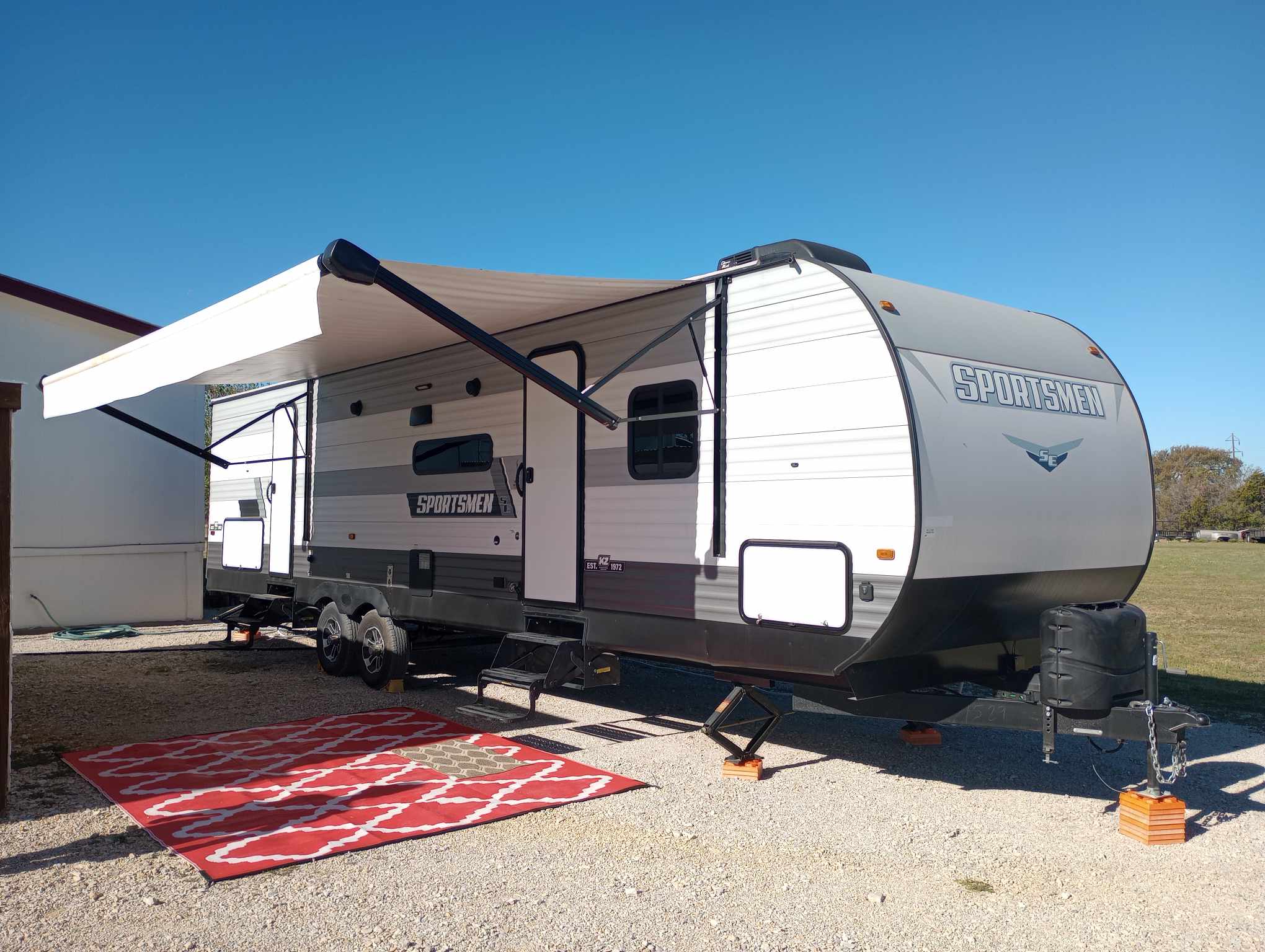 2021 KZ Sportsmen SE 312BHKSE Travel trailer Rental in