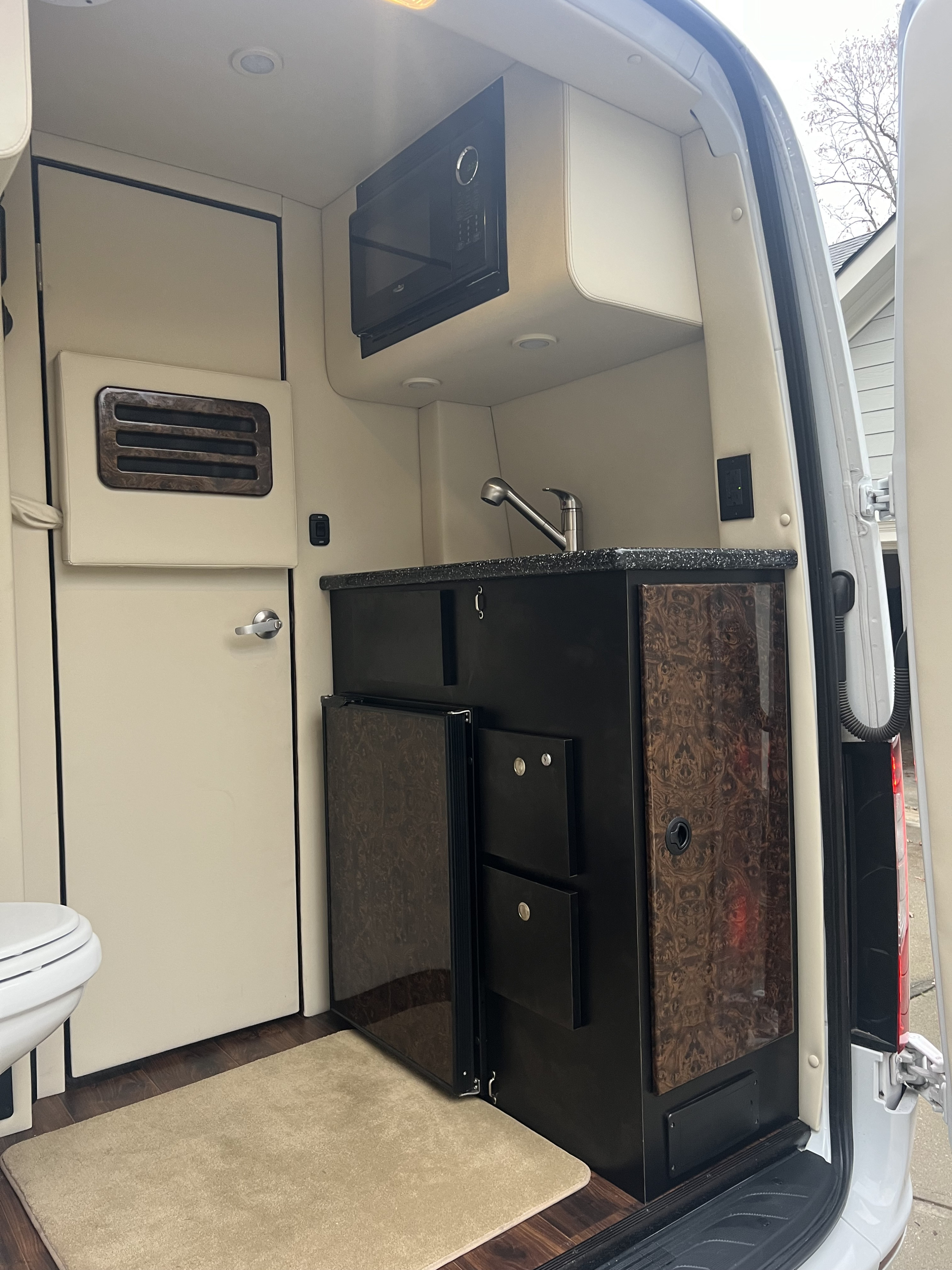 Class B RV Rental 