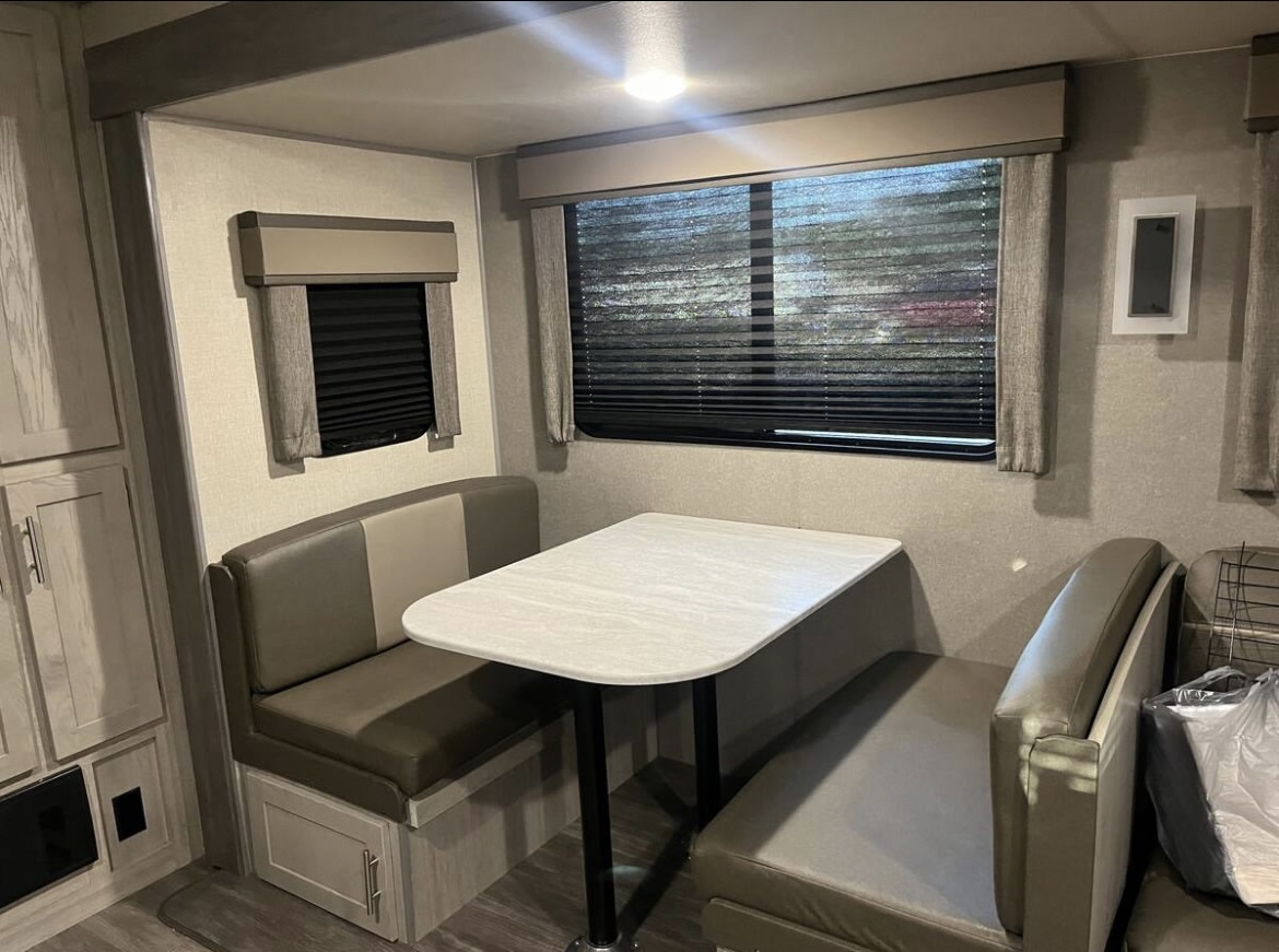 Travel trailer RV Rental 