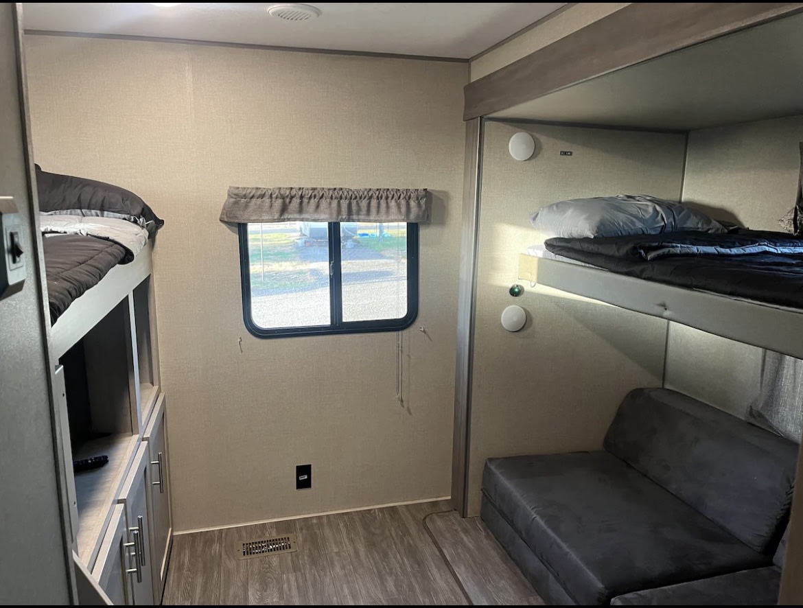 Travel trailer RV Rental 