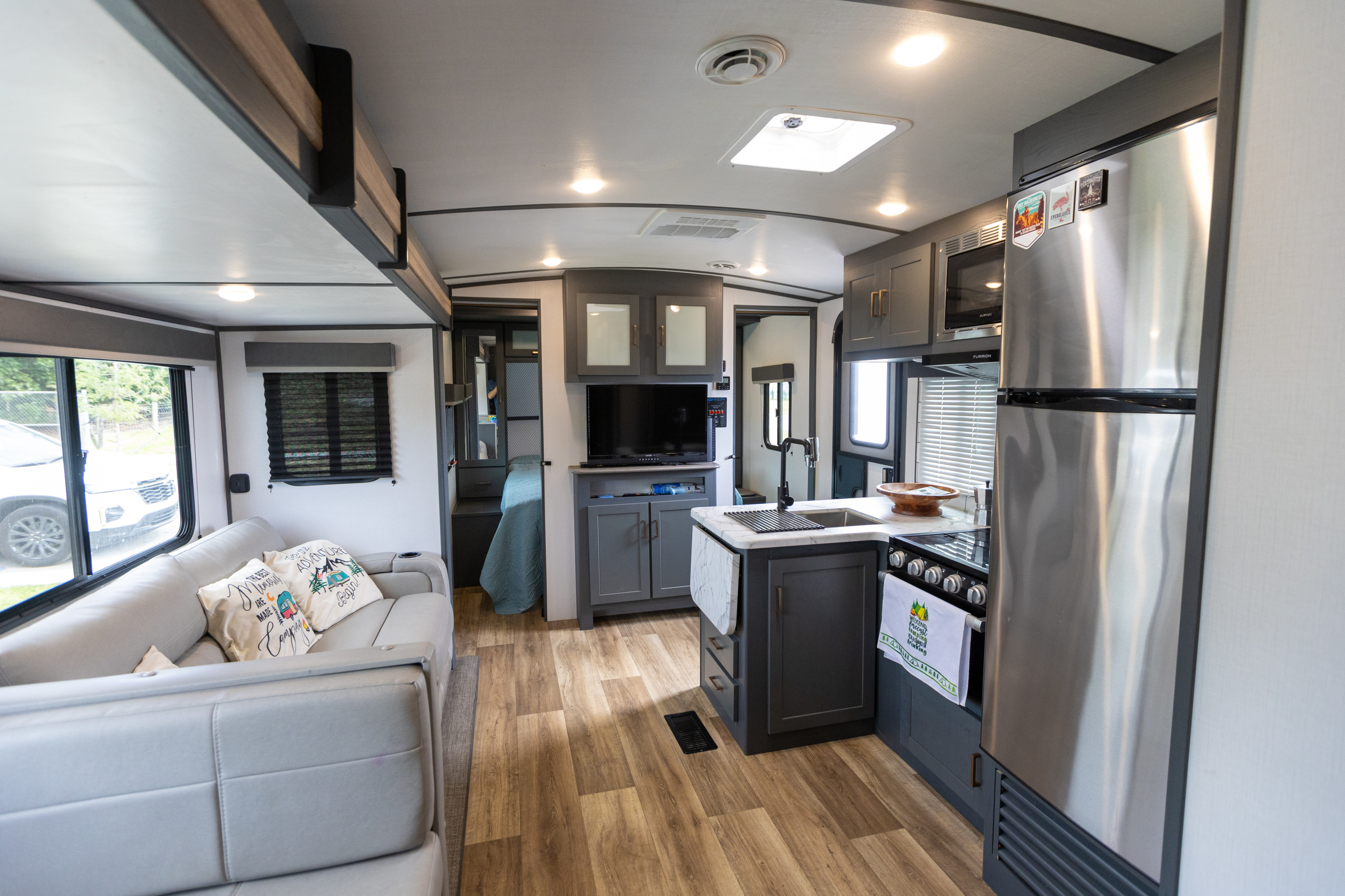 Travel trailer RV Rental 