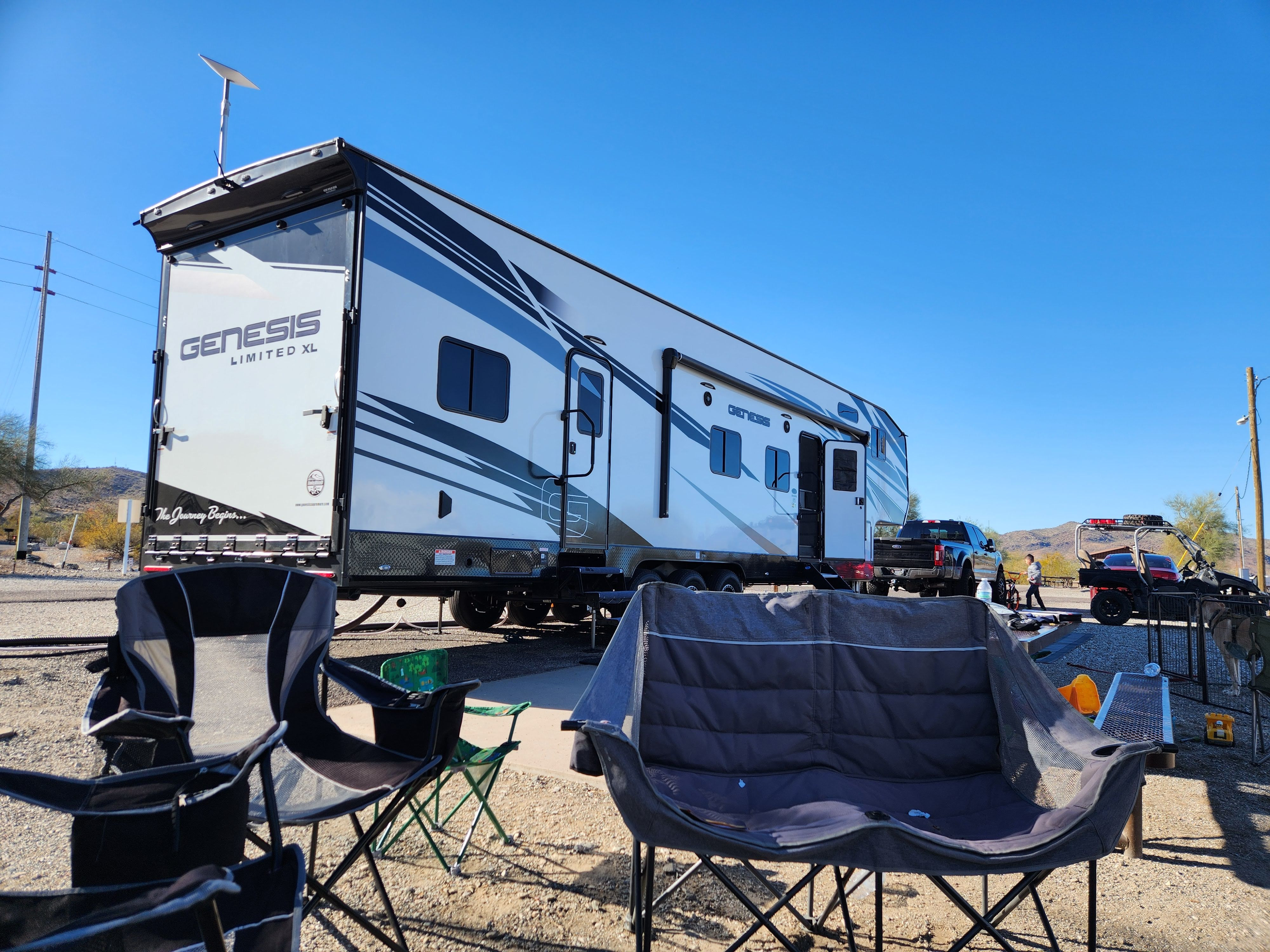 Toy hauler RV Rental 