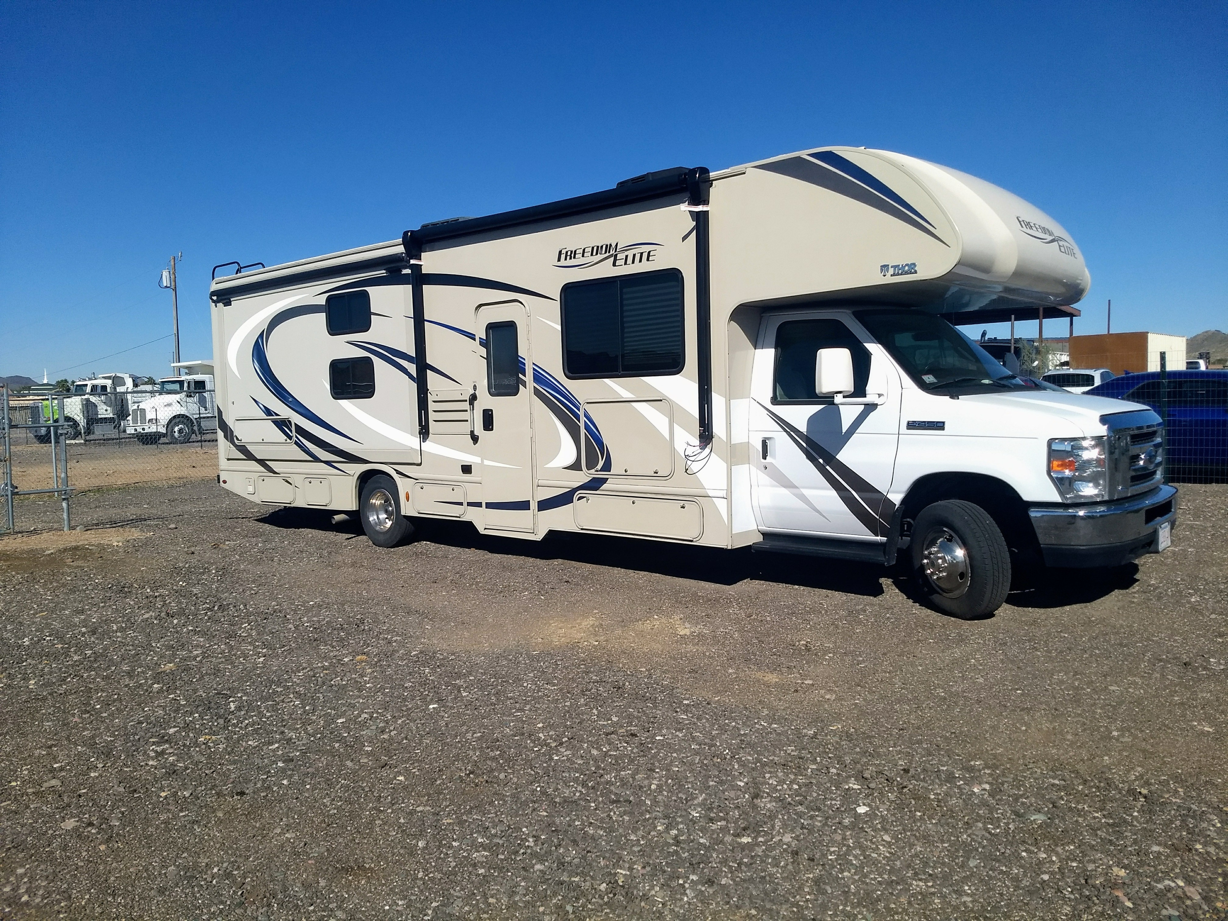 No mileage fees Bunk house 2019