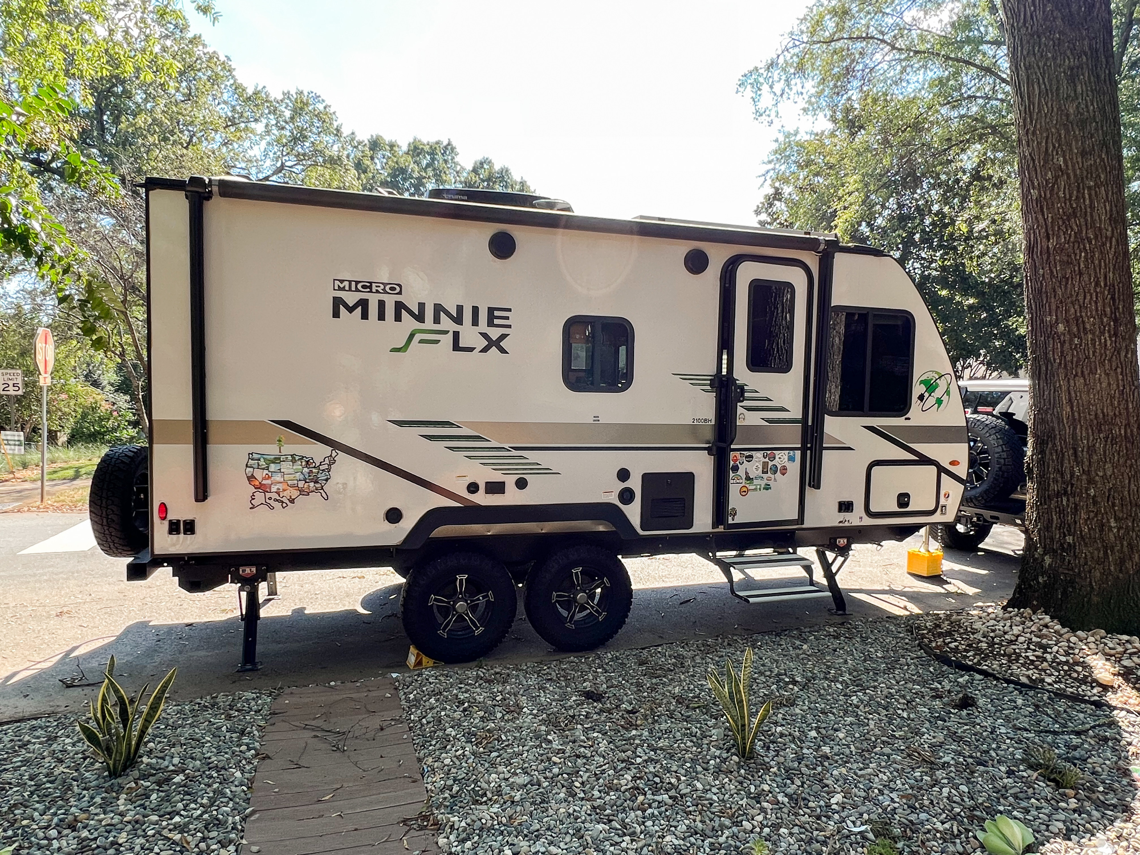 Travel trailer RV Rental 