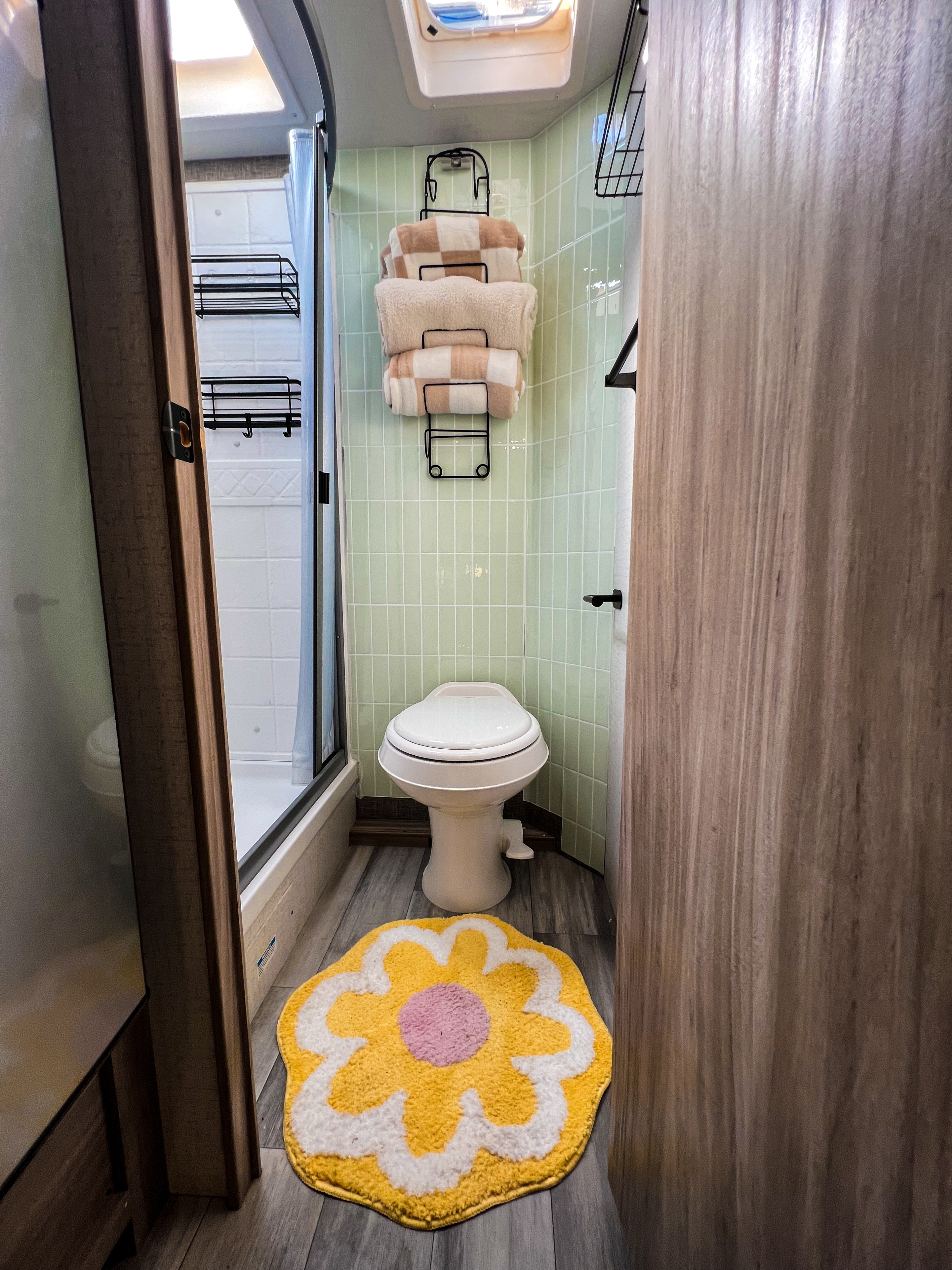 Travel trailer RV Rental 