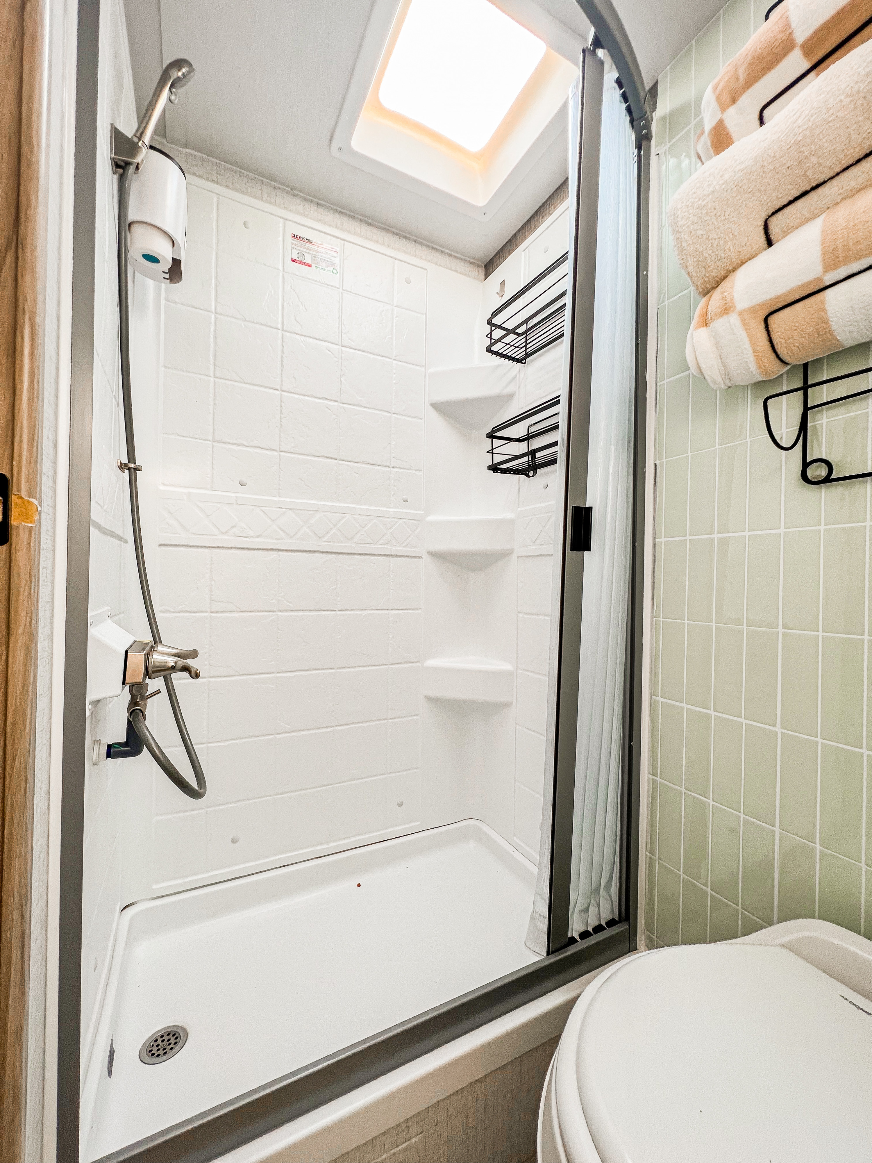 Travel trailer RV Rental 