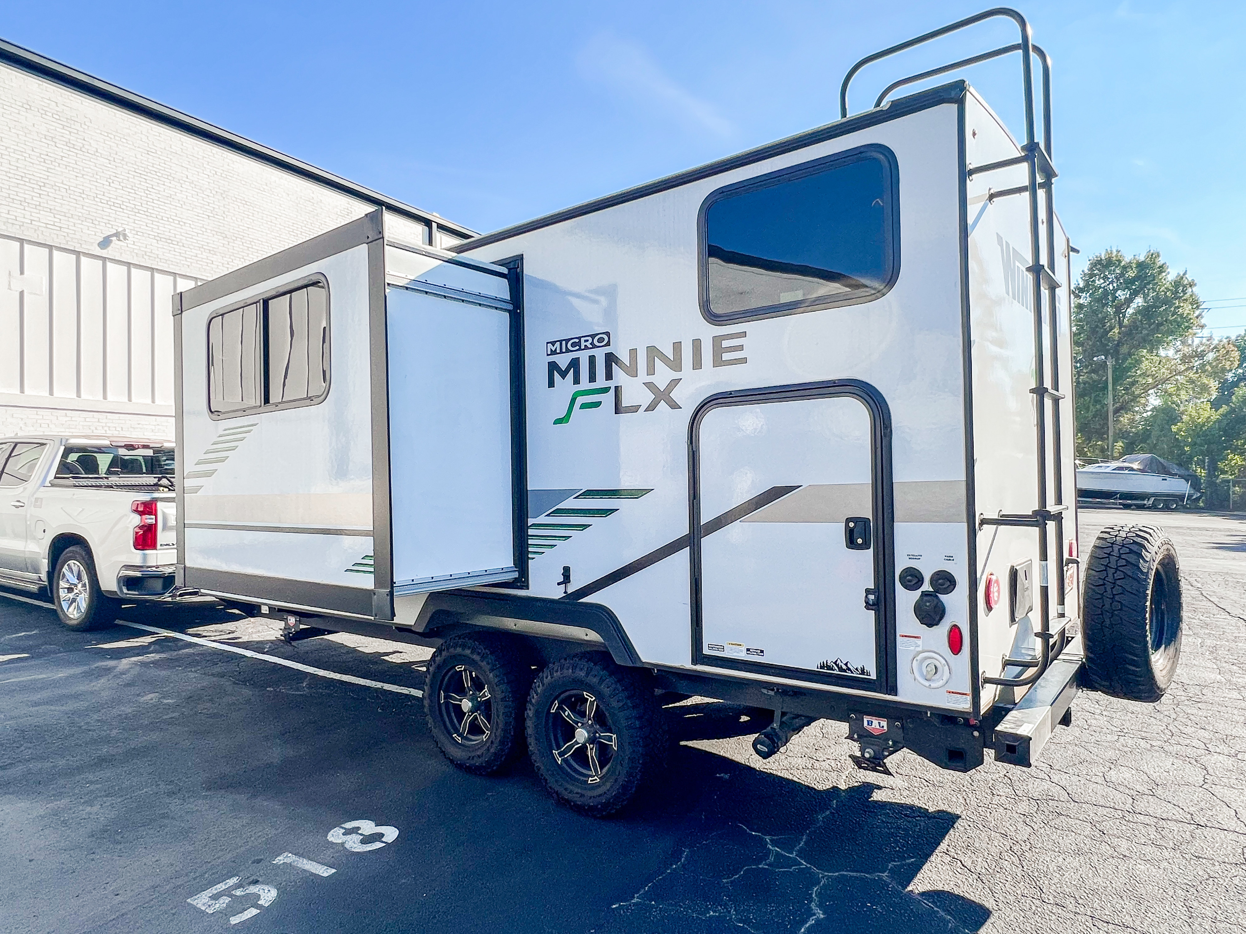 Travel trailer RV Rental 