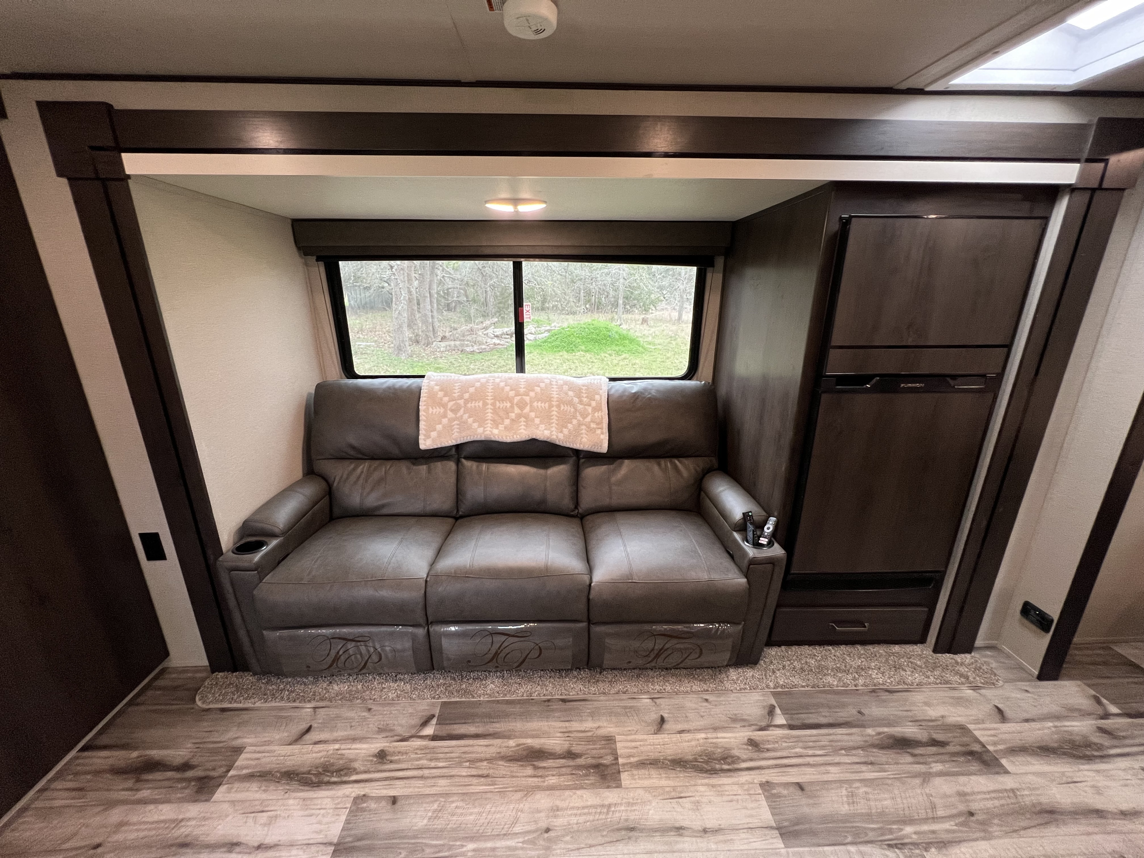 Travel trailer RV Rental 