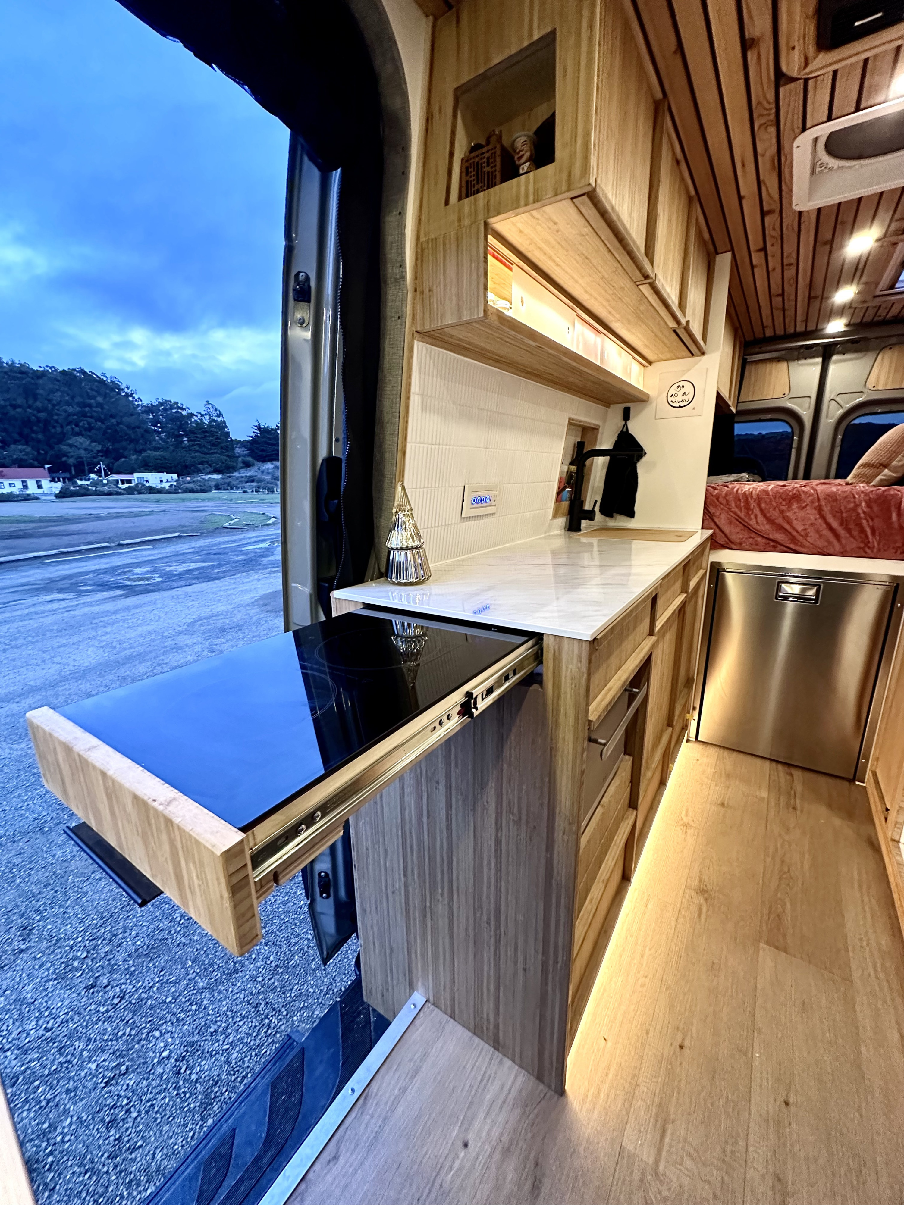 Camper van RV Rental 