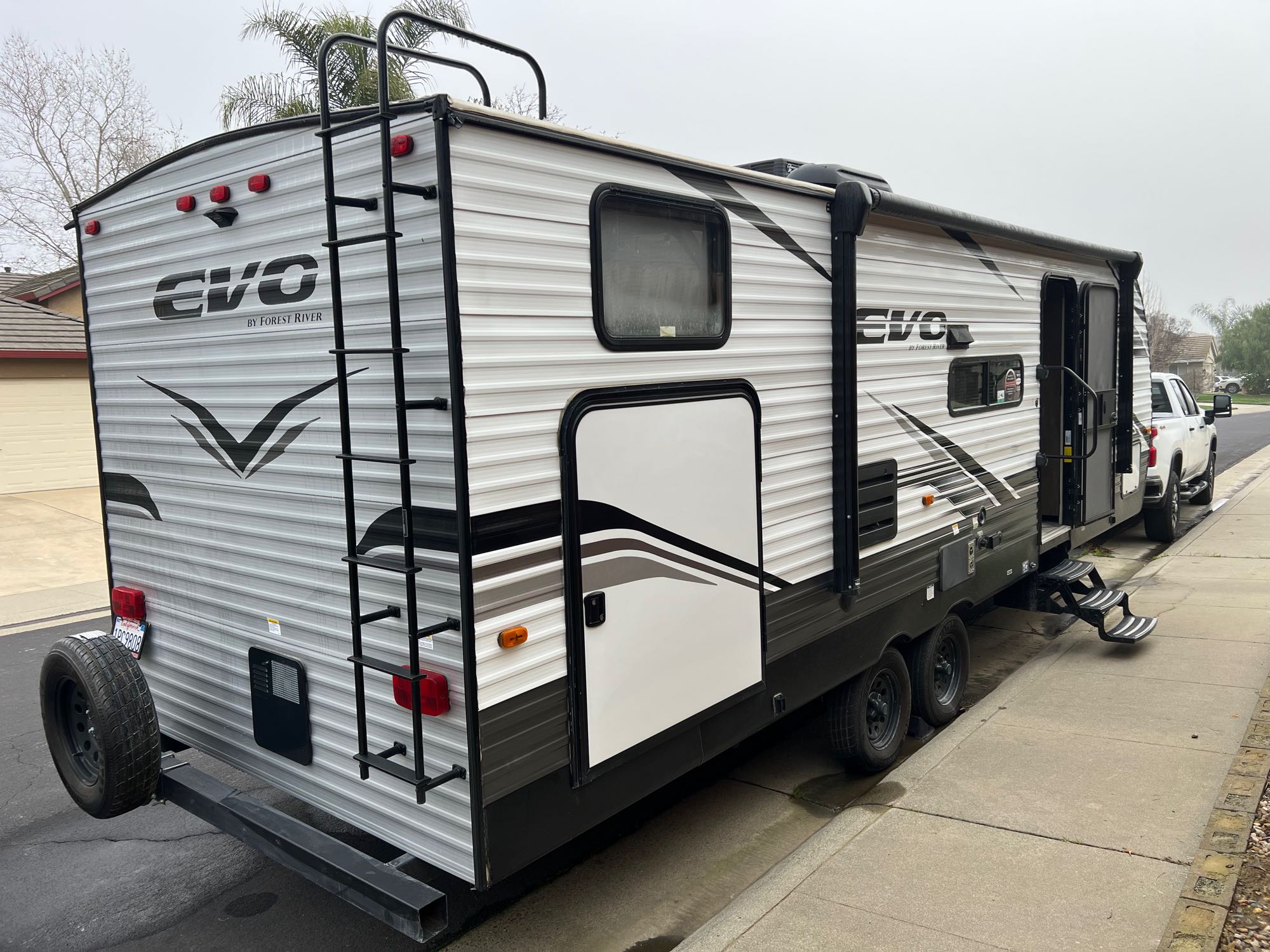 Travel trailer RV Rental 