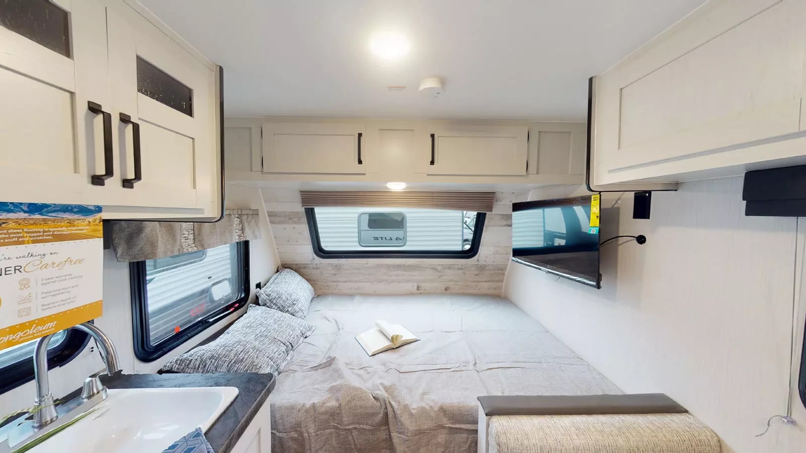 Travel trailer RV Rental 