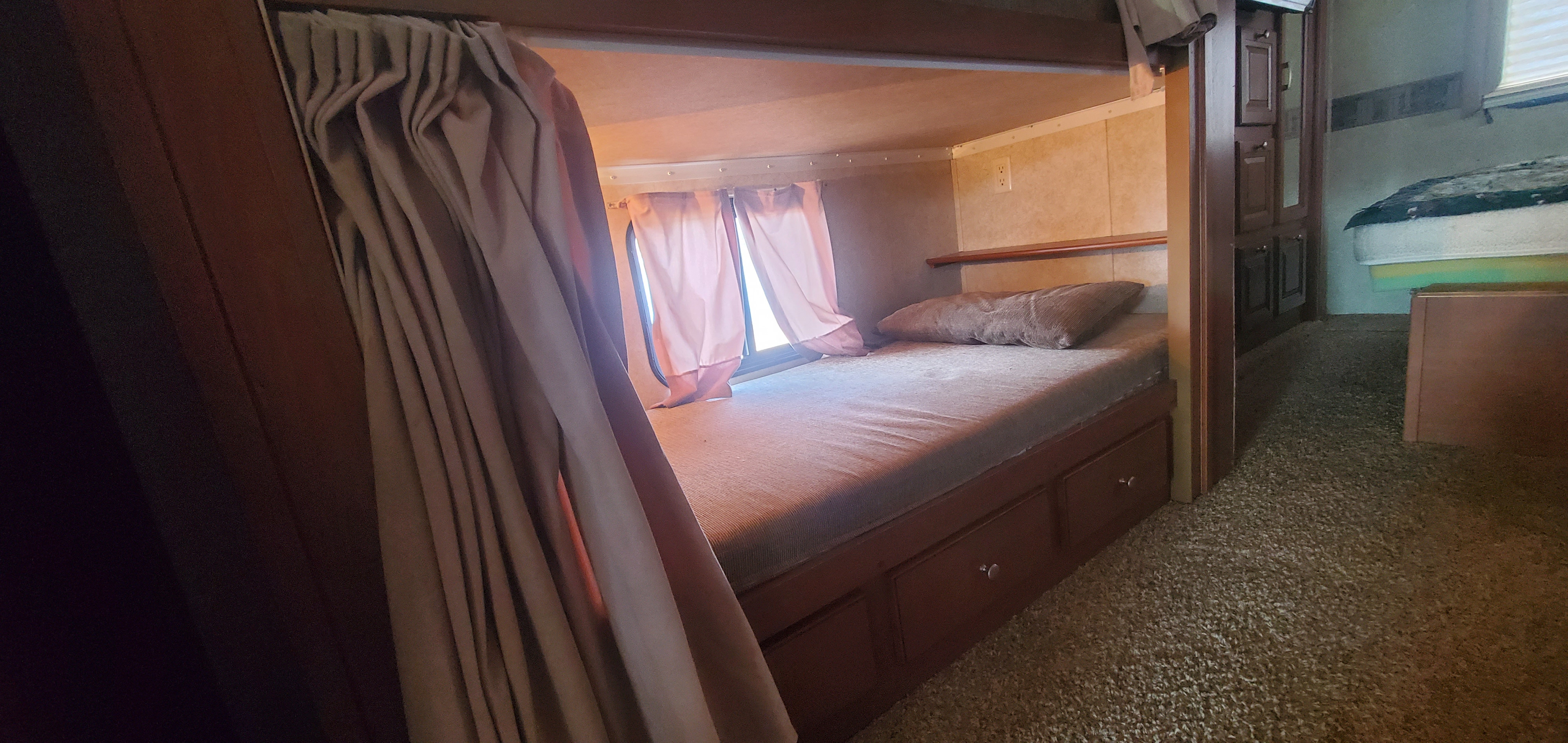 Georgetown Georgetown Motorhome 2012