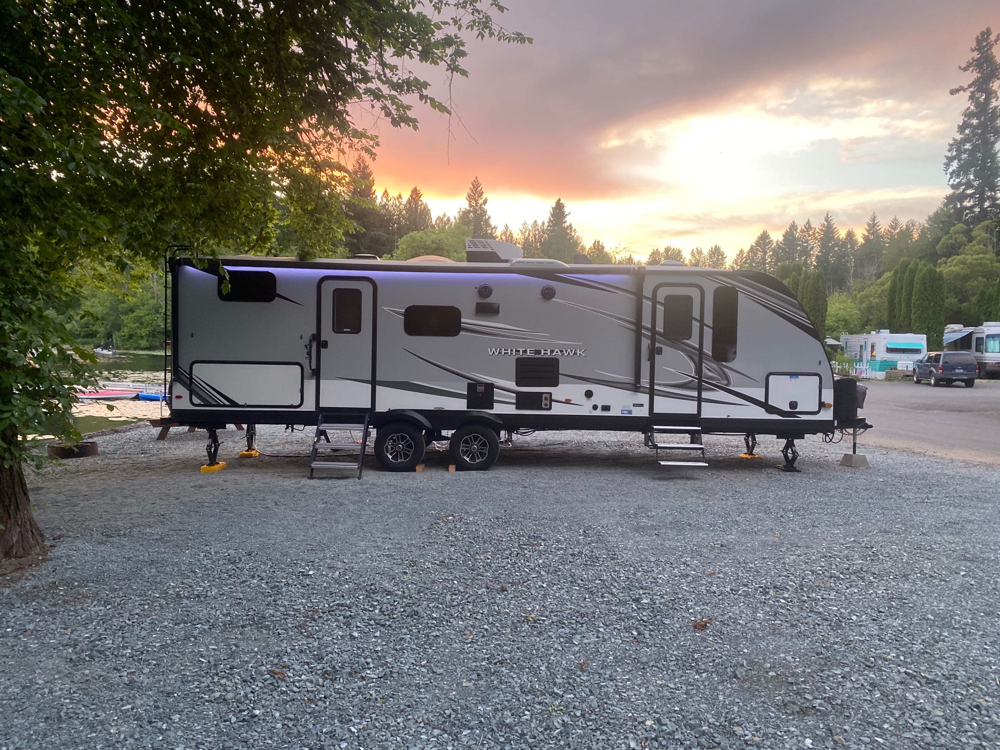 Family Adventure Ready 2021 Jayco White Hawk 34 ft Bunkhouse Sleeps 8+