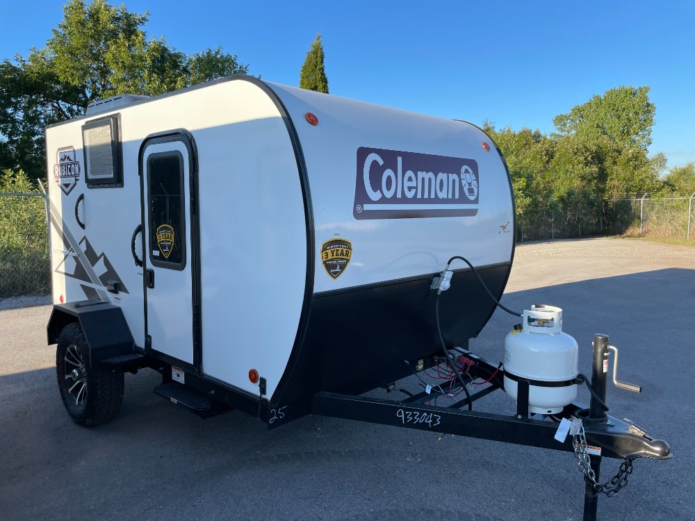 Coleman Rubicon All Terrain with Kitchen and BBQ Grill