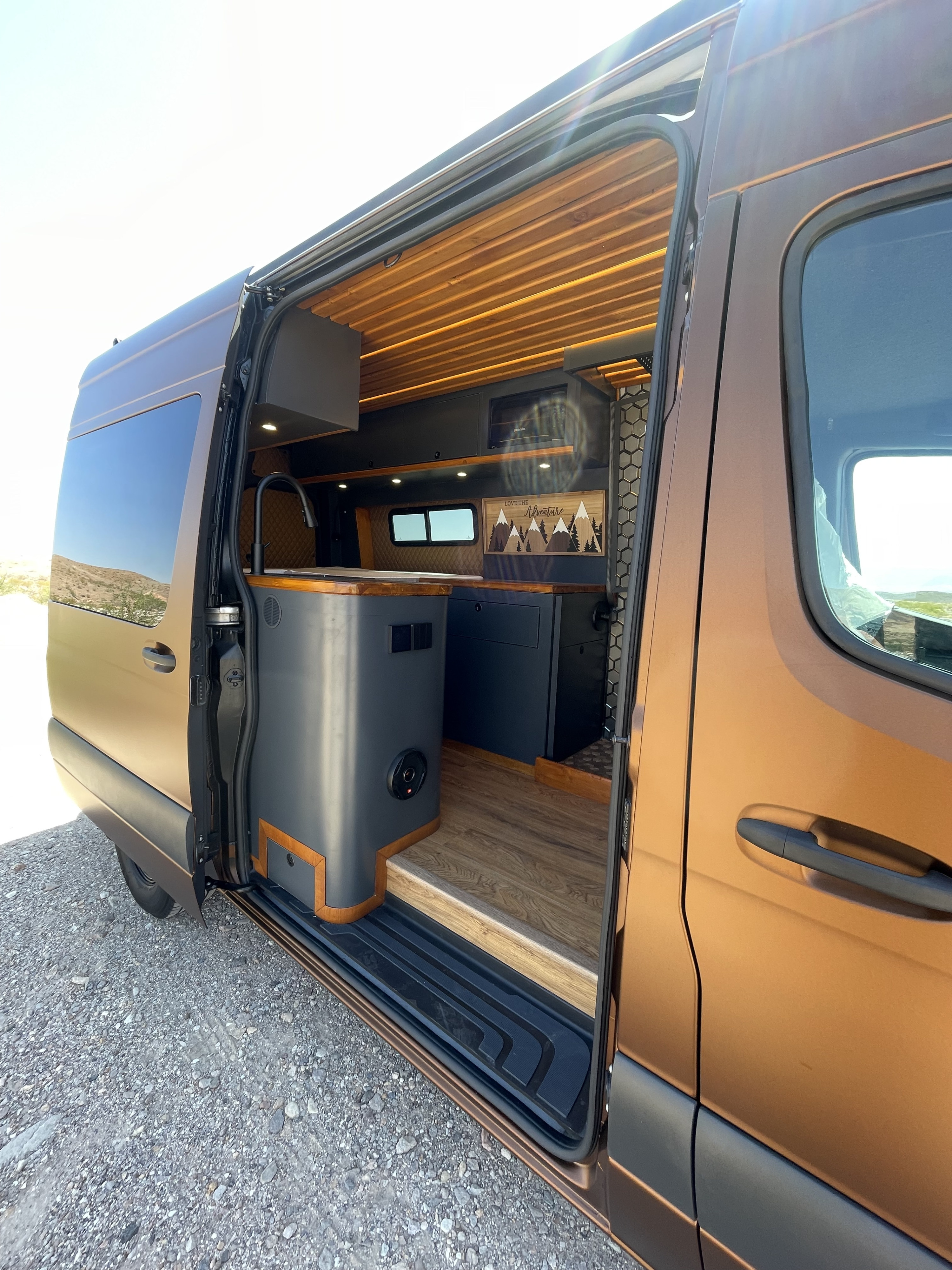 Camper van RV Rental 