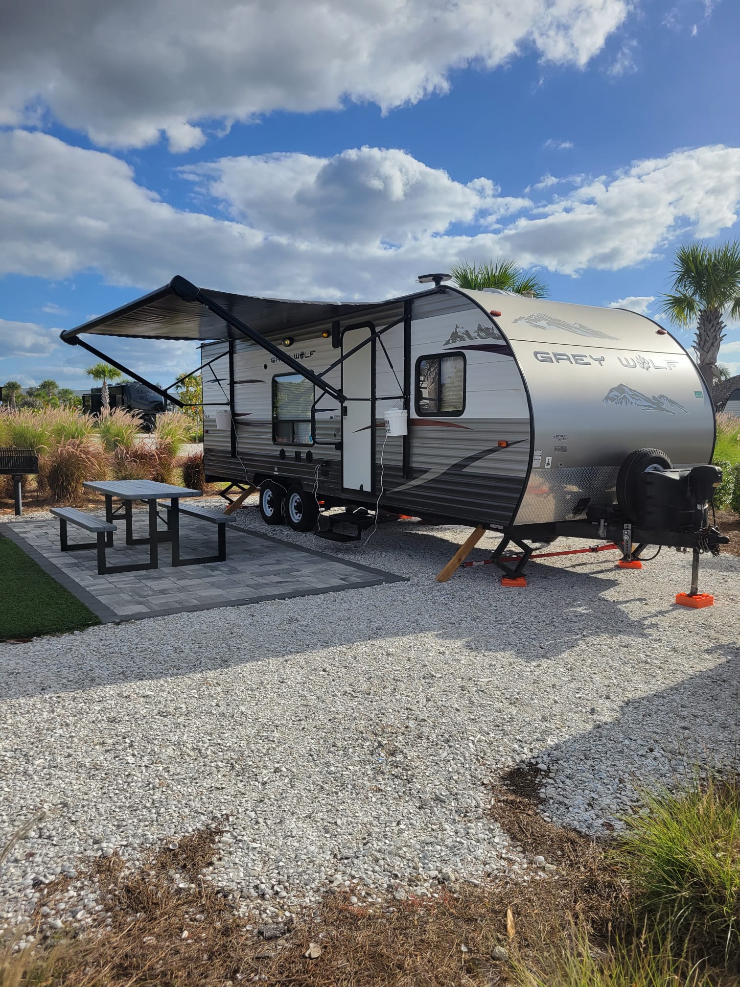 2014 Cherokee Grey Wolf 25RR Toy Hauler