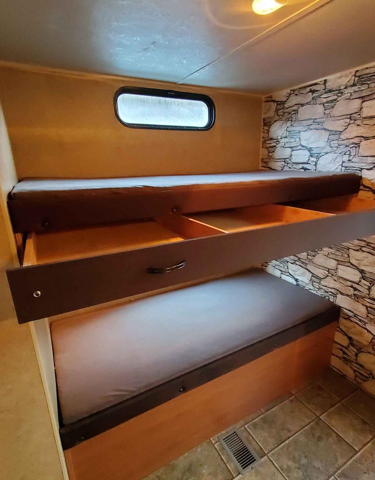 Forest River Cherokee 2014