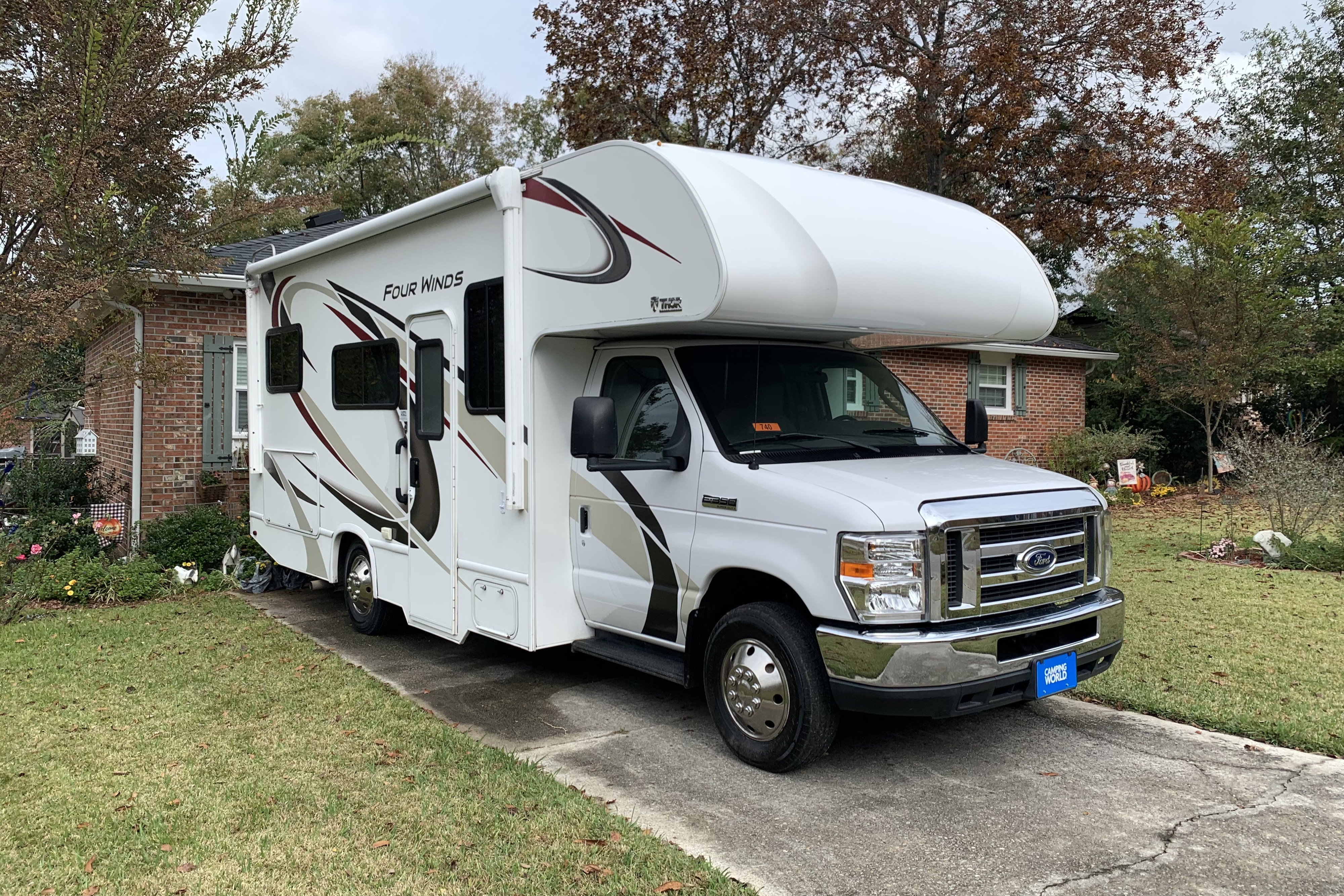 "Rosie" 2020 Thor Four Winds-adventure ready-can deliver to CHS airport