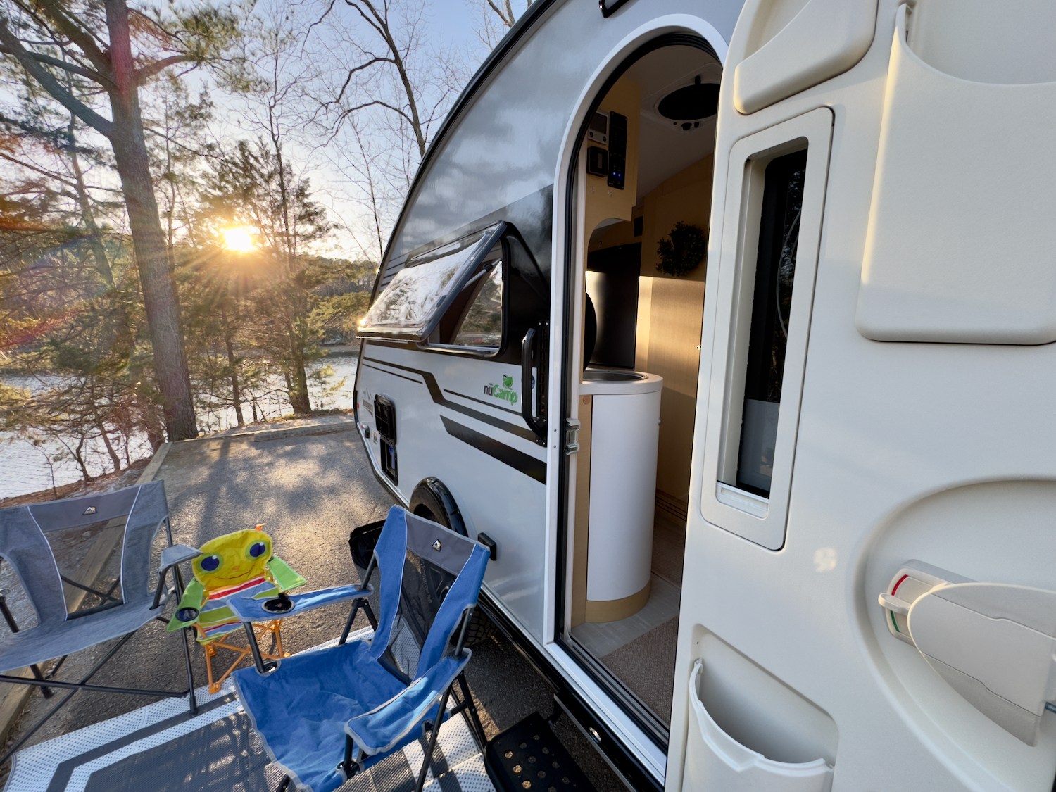 Travel trailer RV Rental 