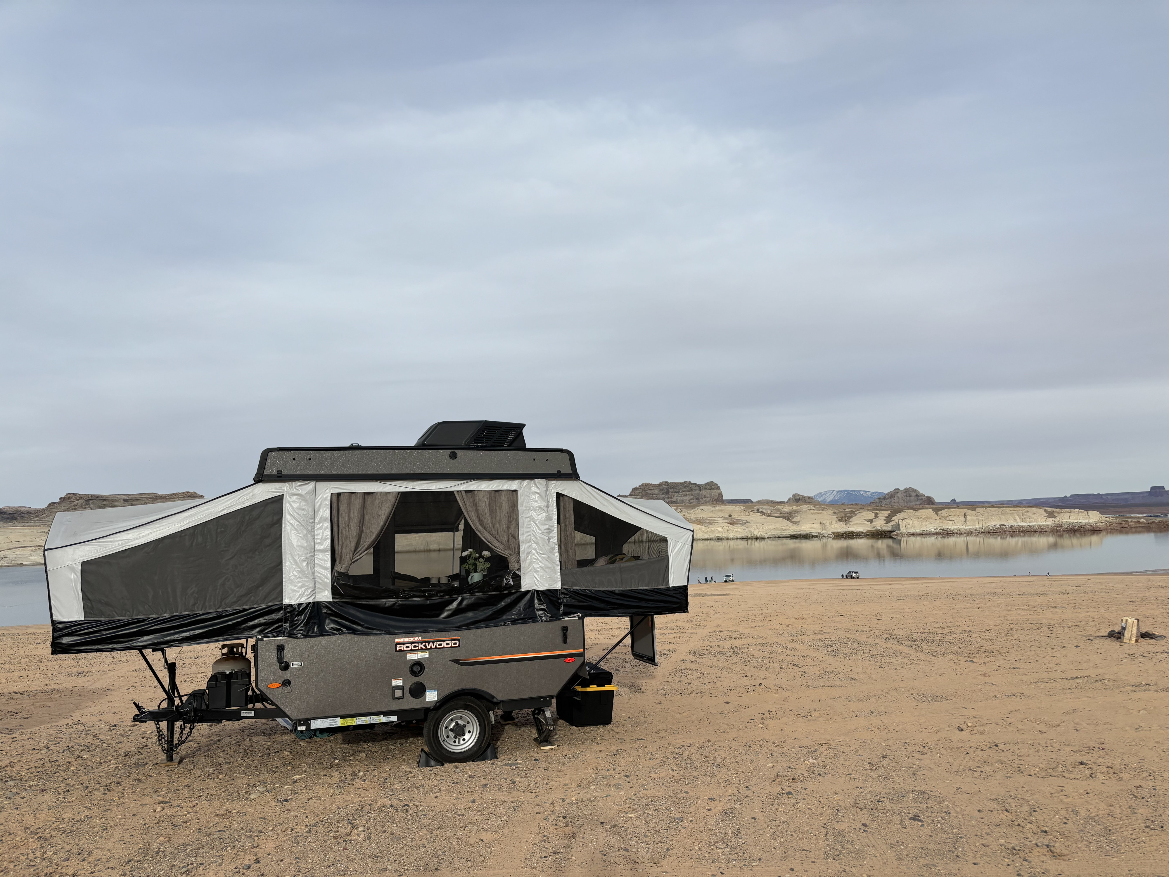 Folding trailer RV Rental 