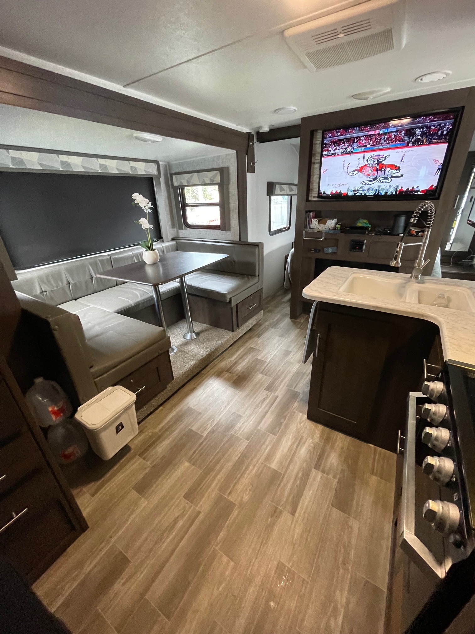 Travel trailer RV Rental 