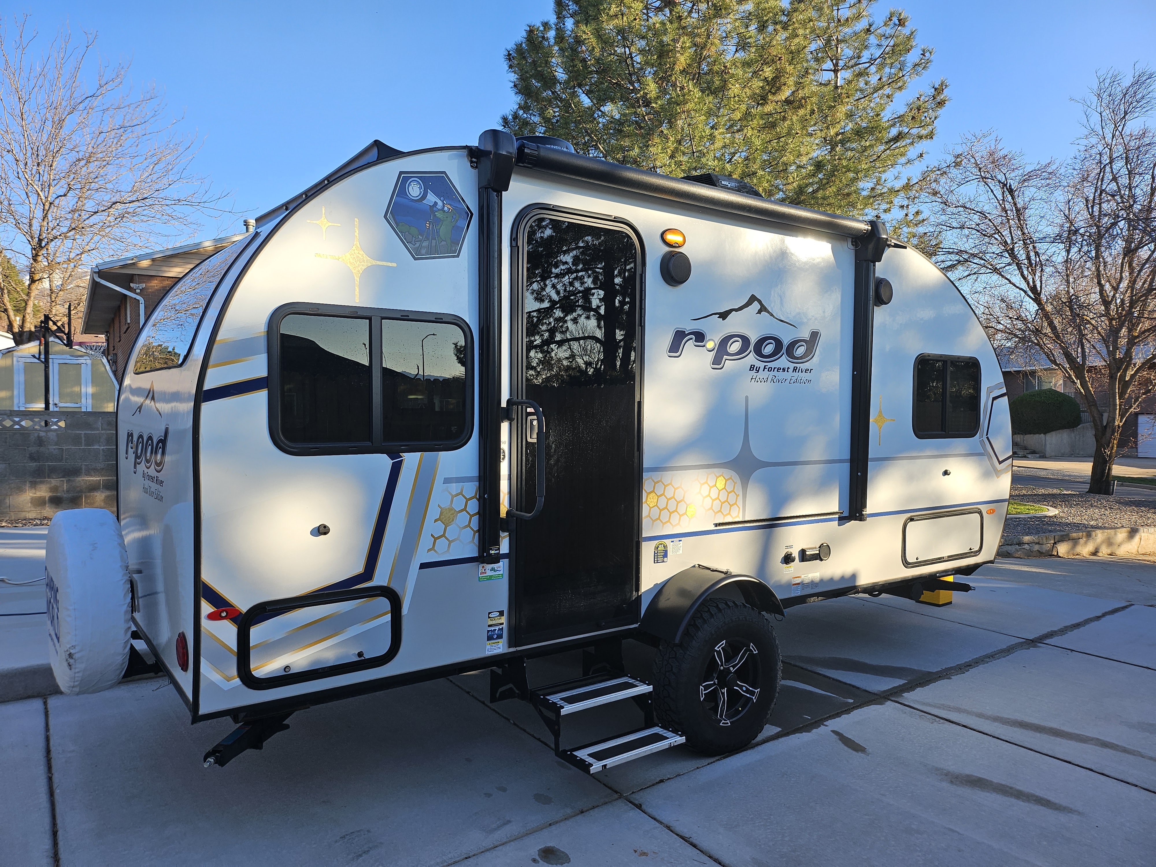 Travel trailer RV Rental 