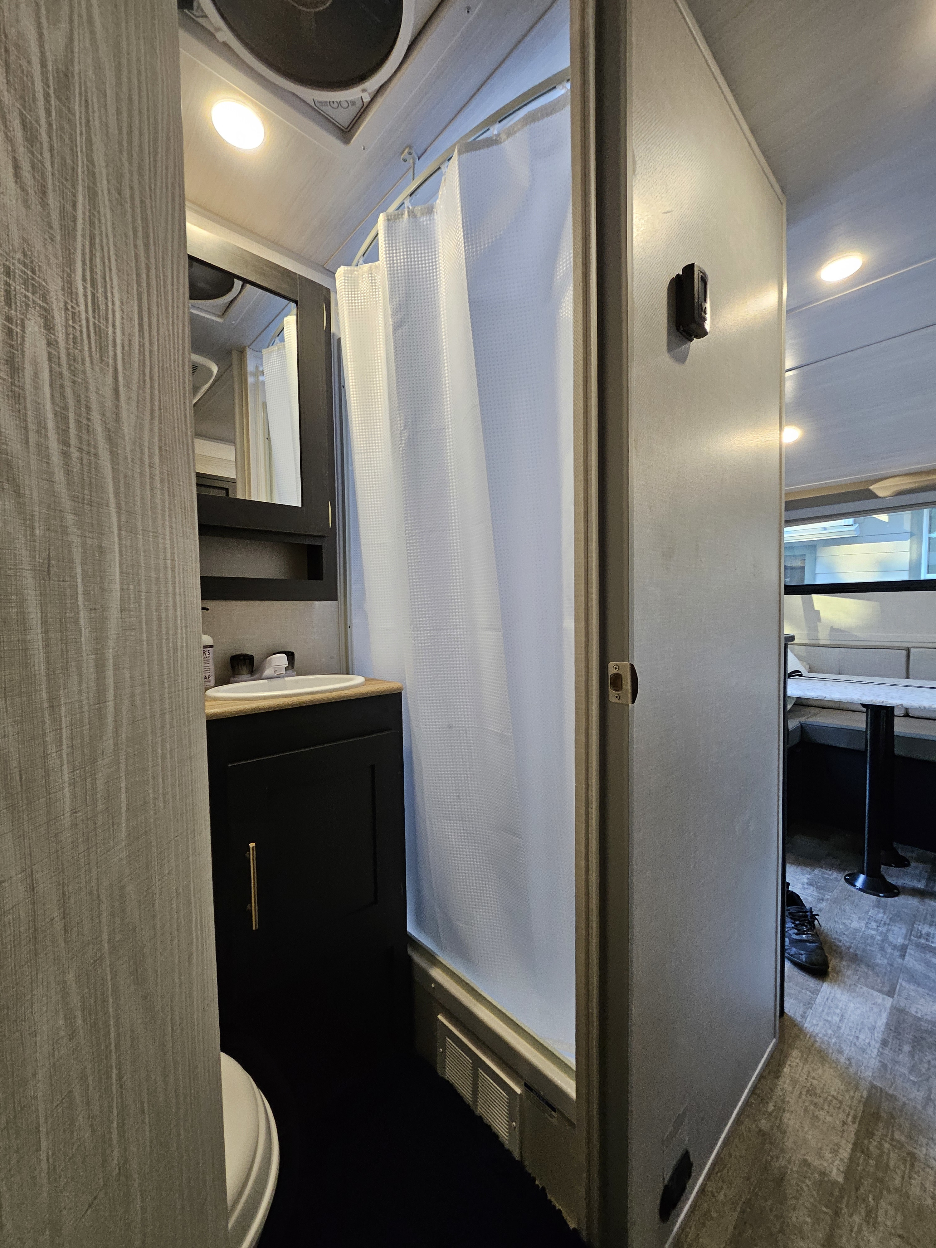 Travel trailer RV Rental 