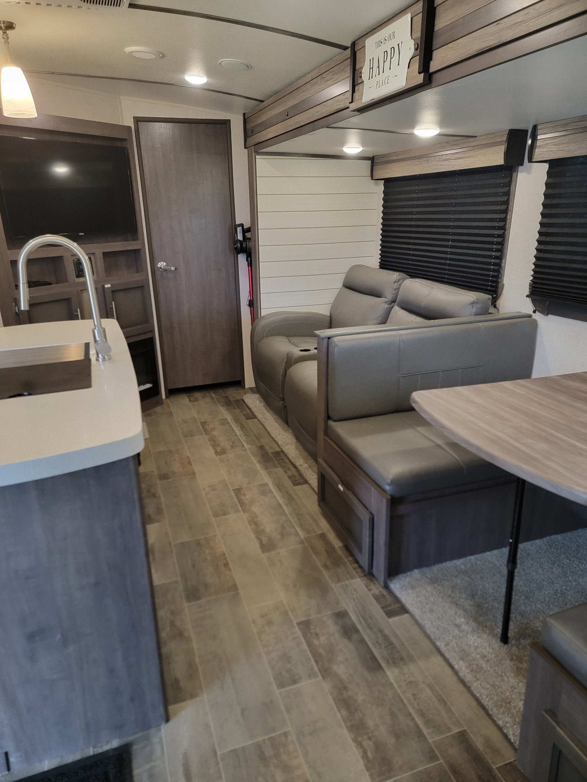 Travel trailer RV Rental 