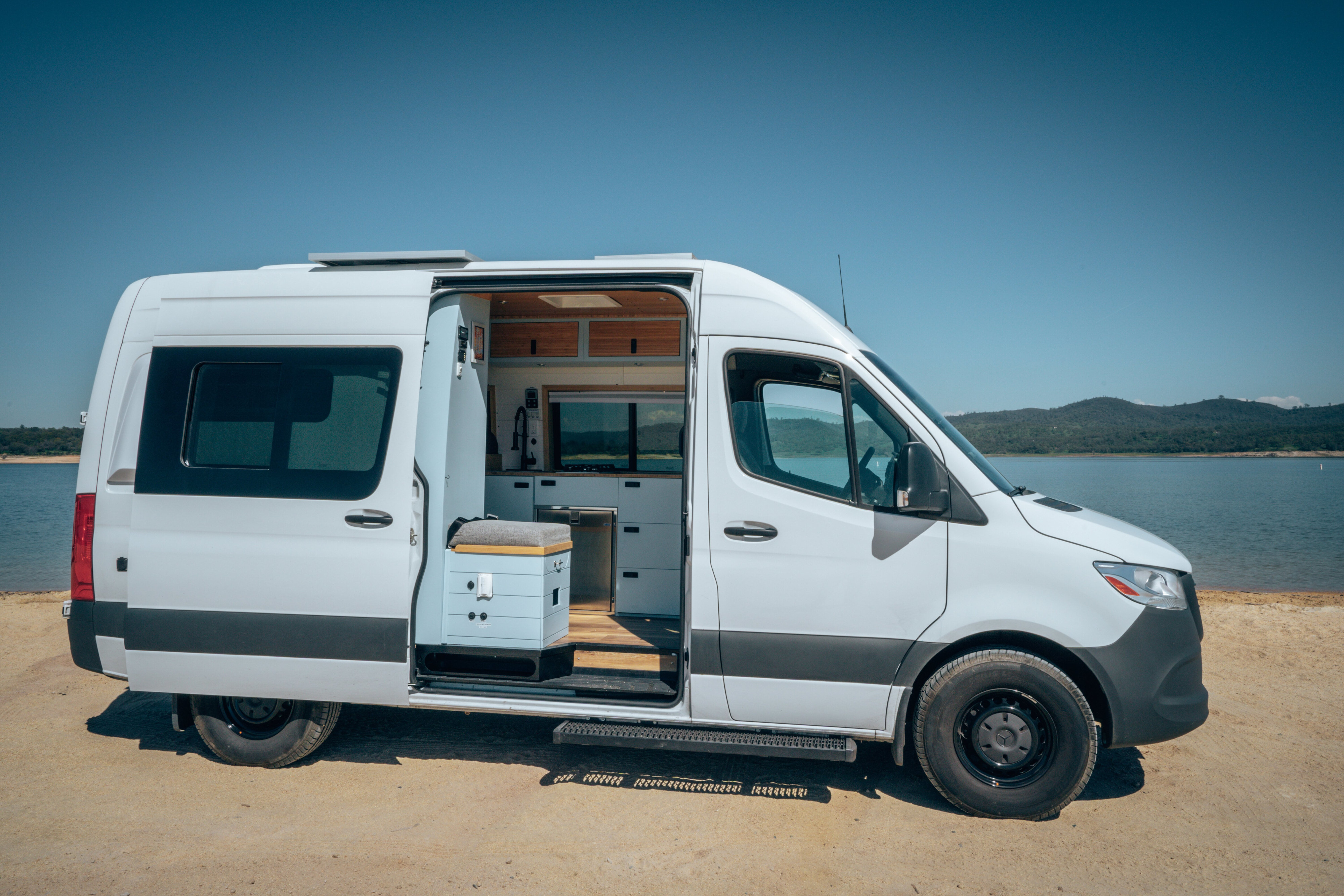 Scenic Vans' "The Aspen" - Unlimited Mileage