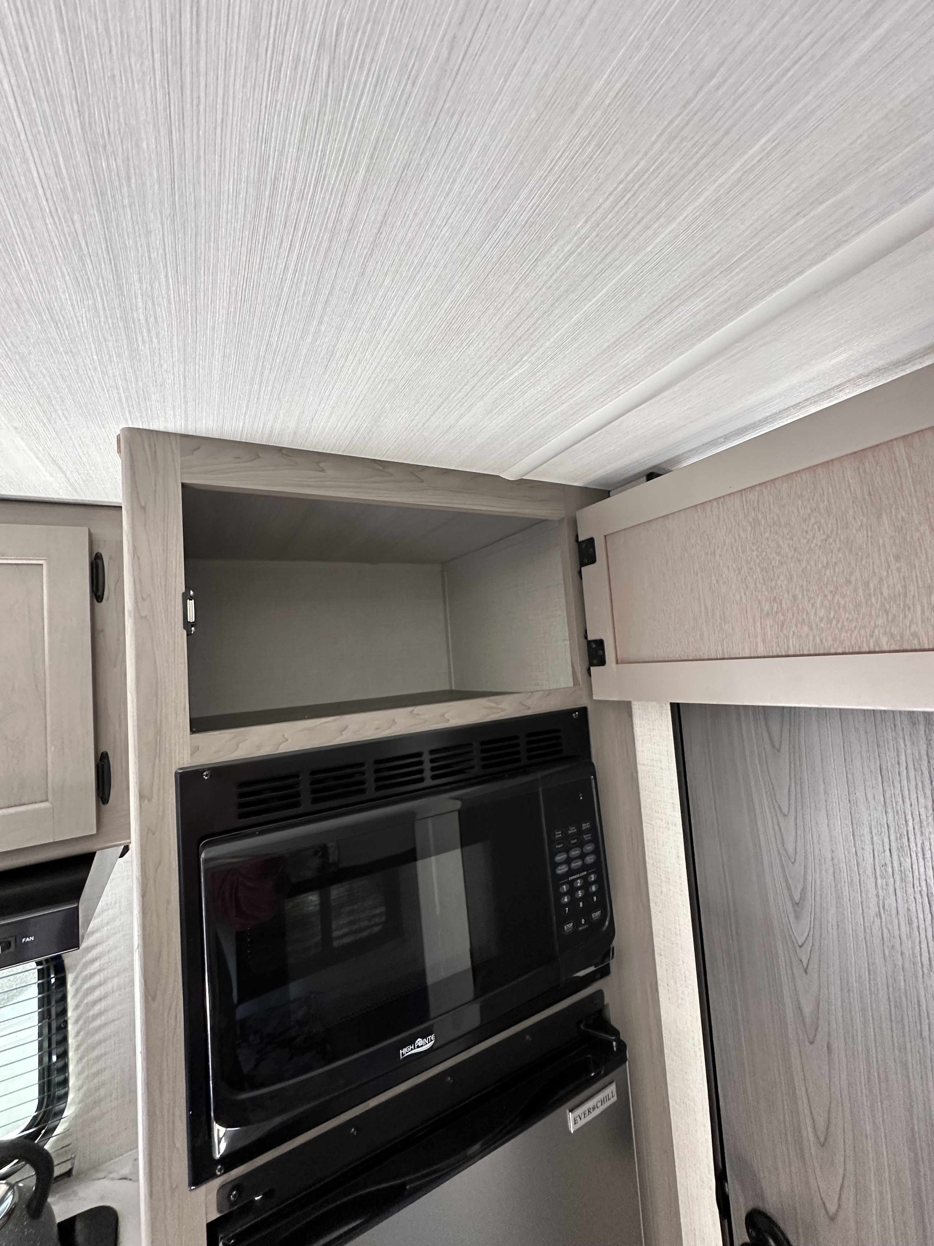 Travel trailer RV Rental 