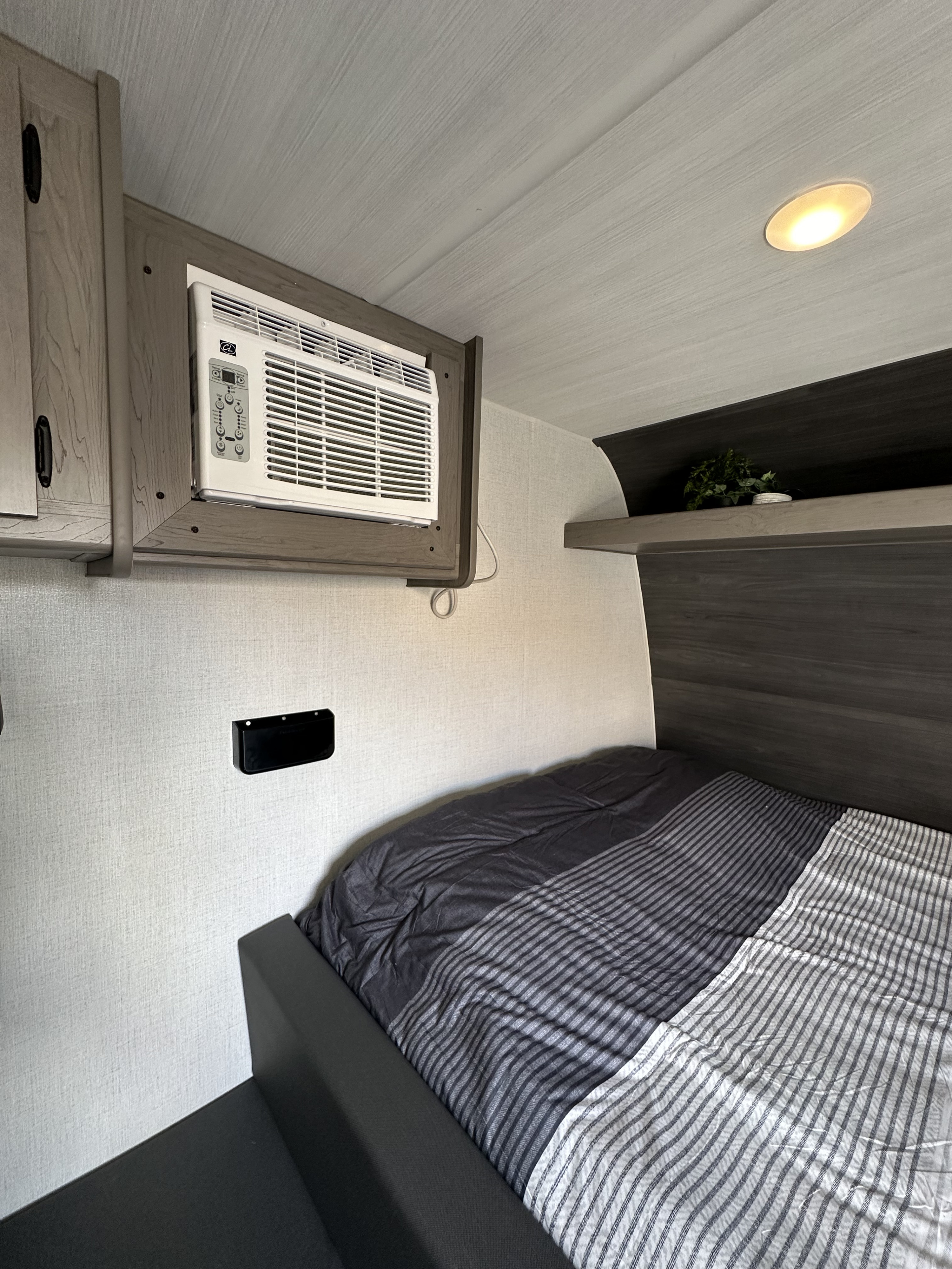 Travel trailer RV Rental 