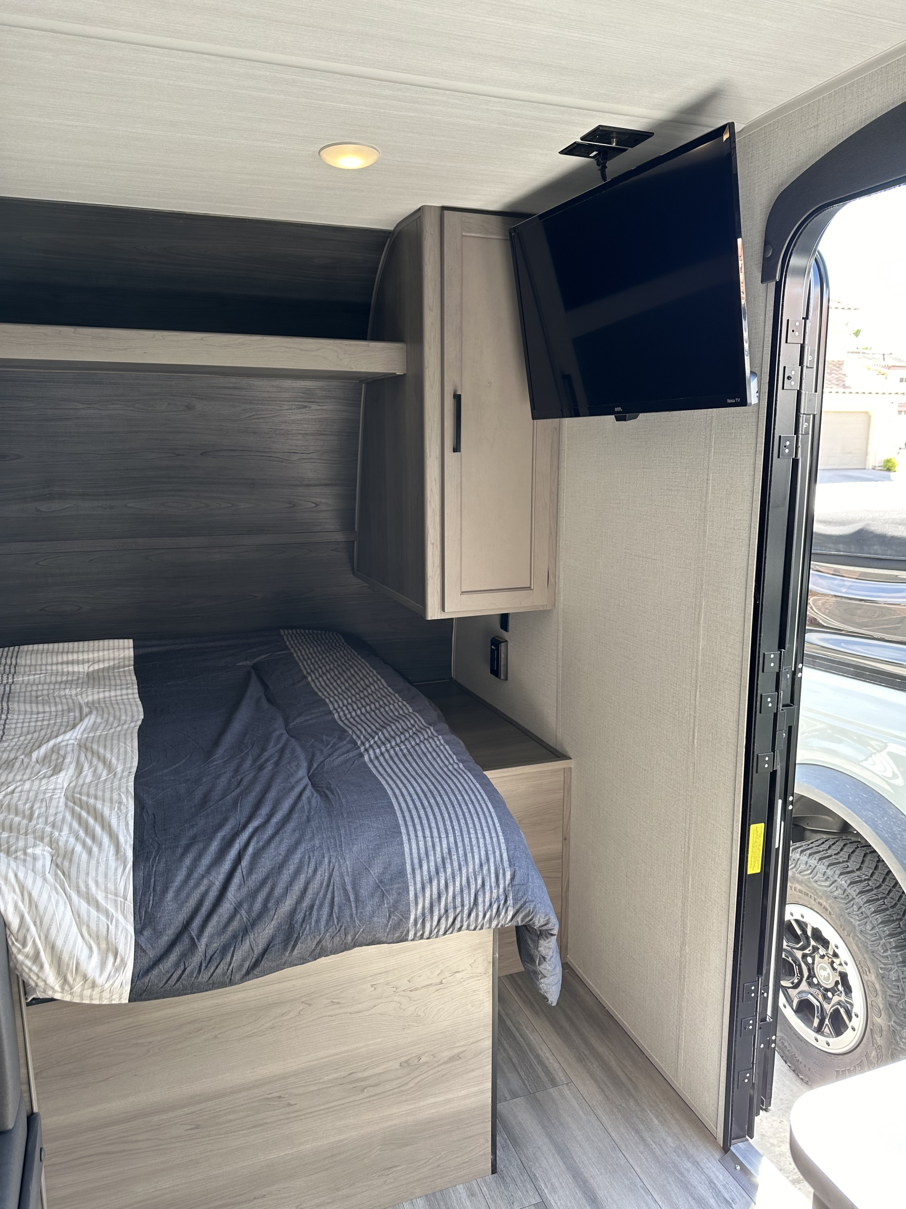 Travel trailer RV Rental 