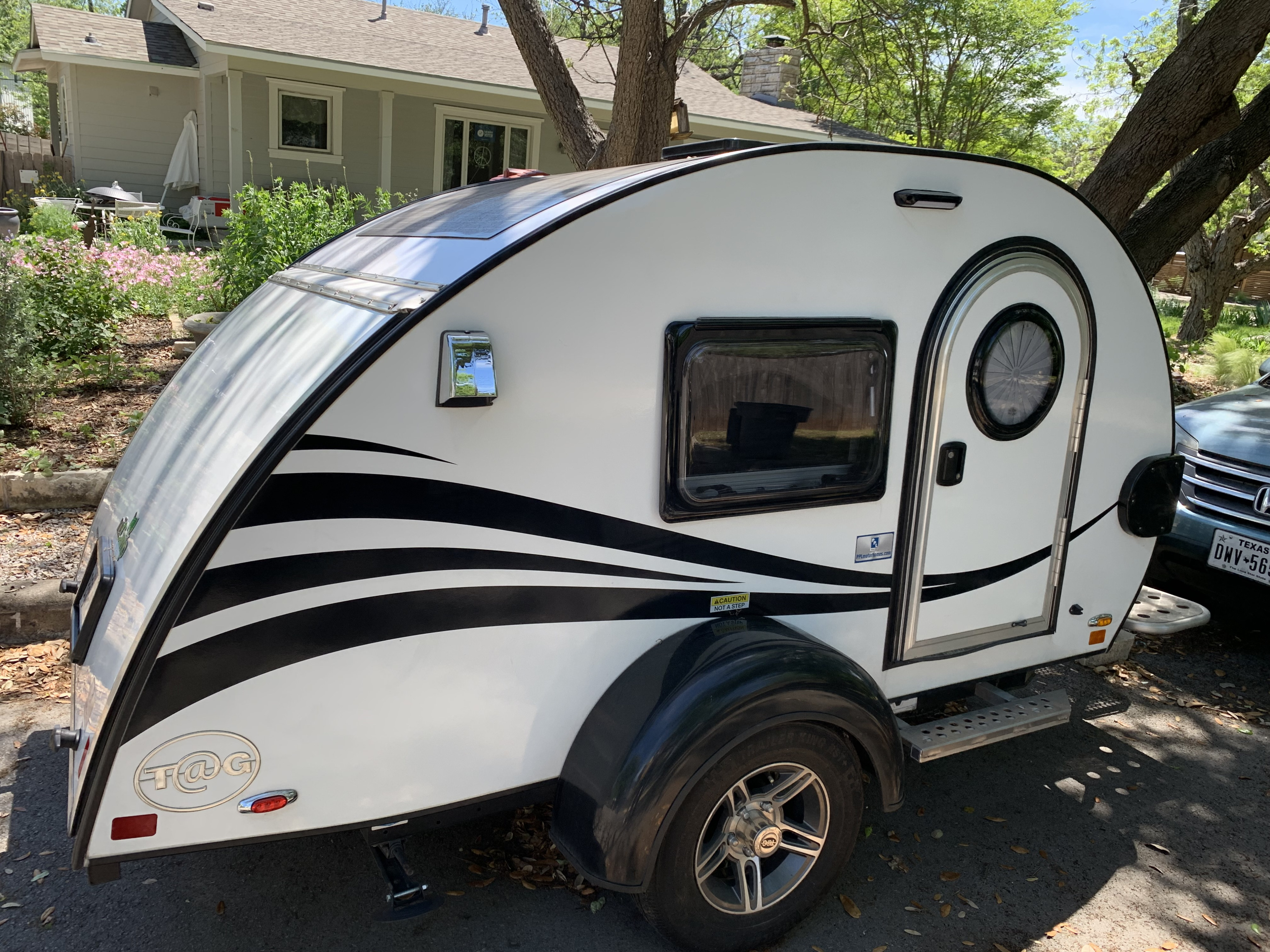 Travel trailer RV Rental 