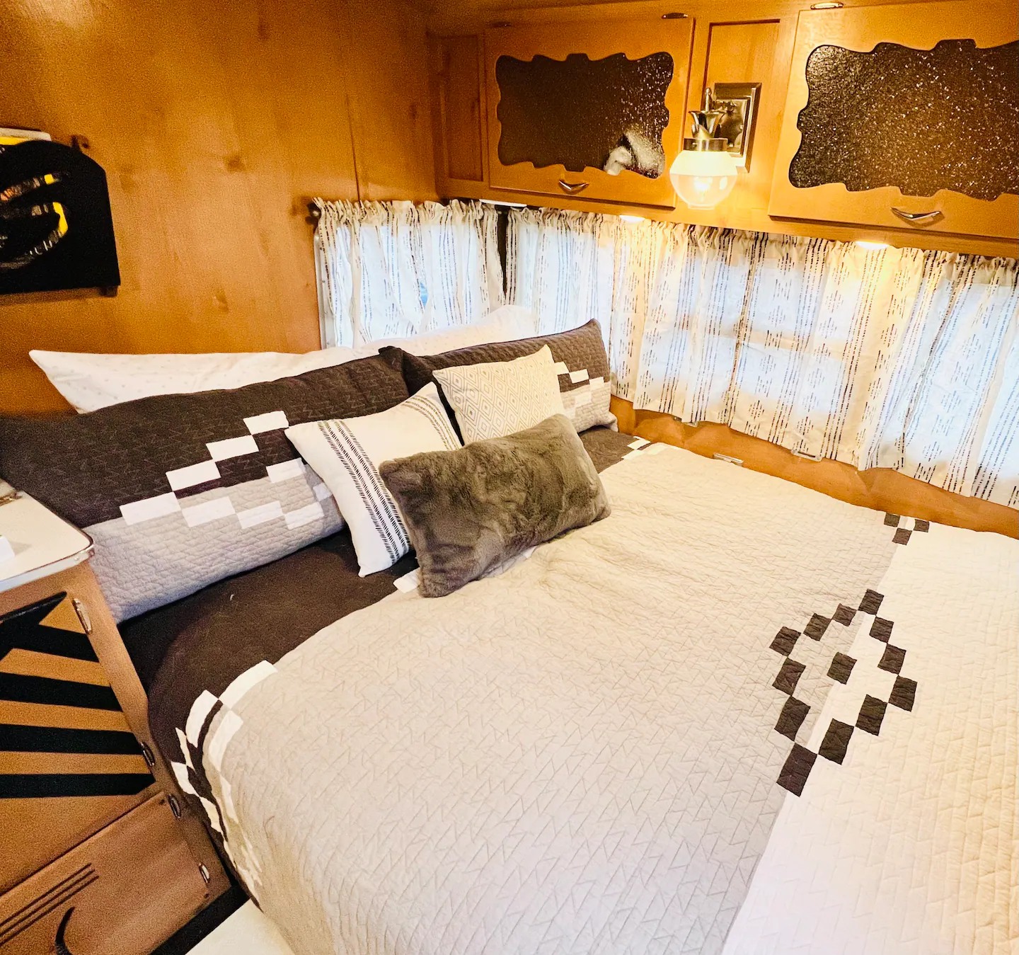 Forest River Shasta Airflyte 2015