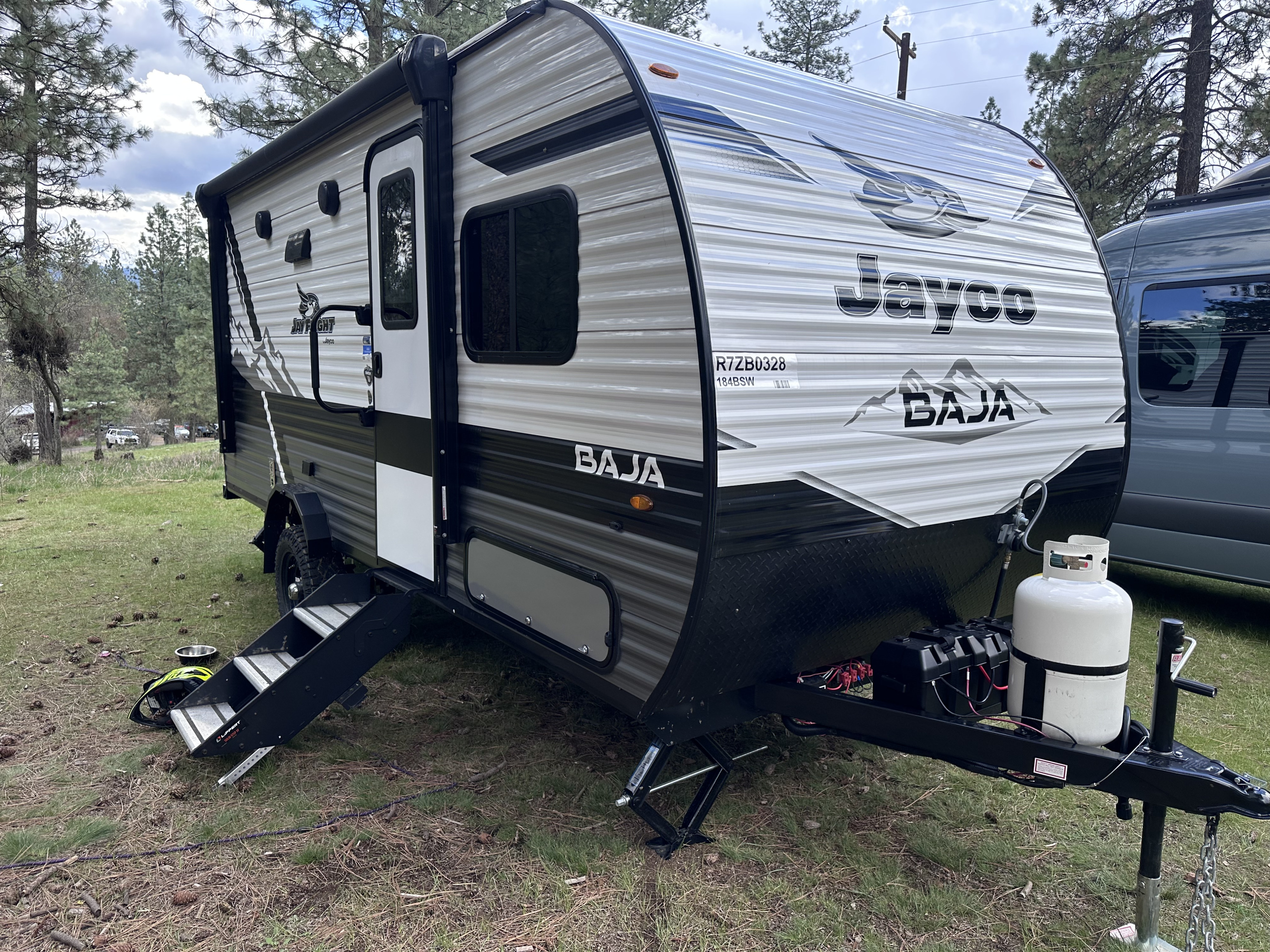 2024 Jayco Jayflight BAJA, Solar, On demand hot water, Queen and bunks!
