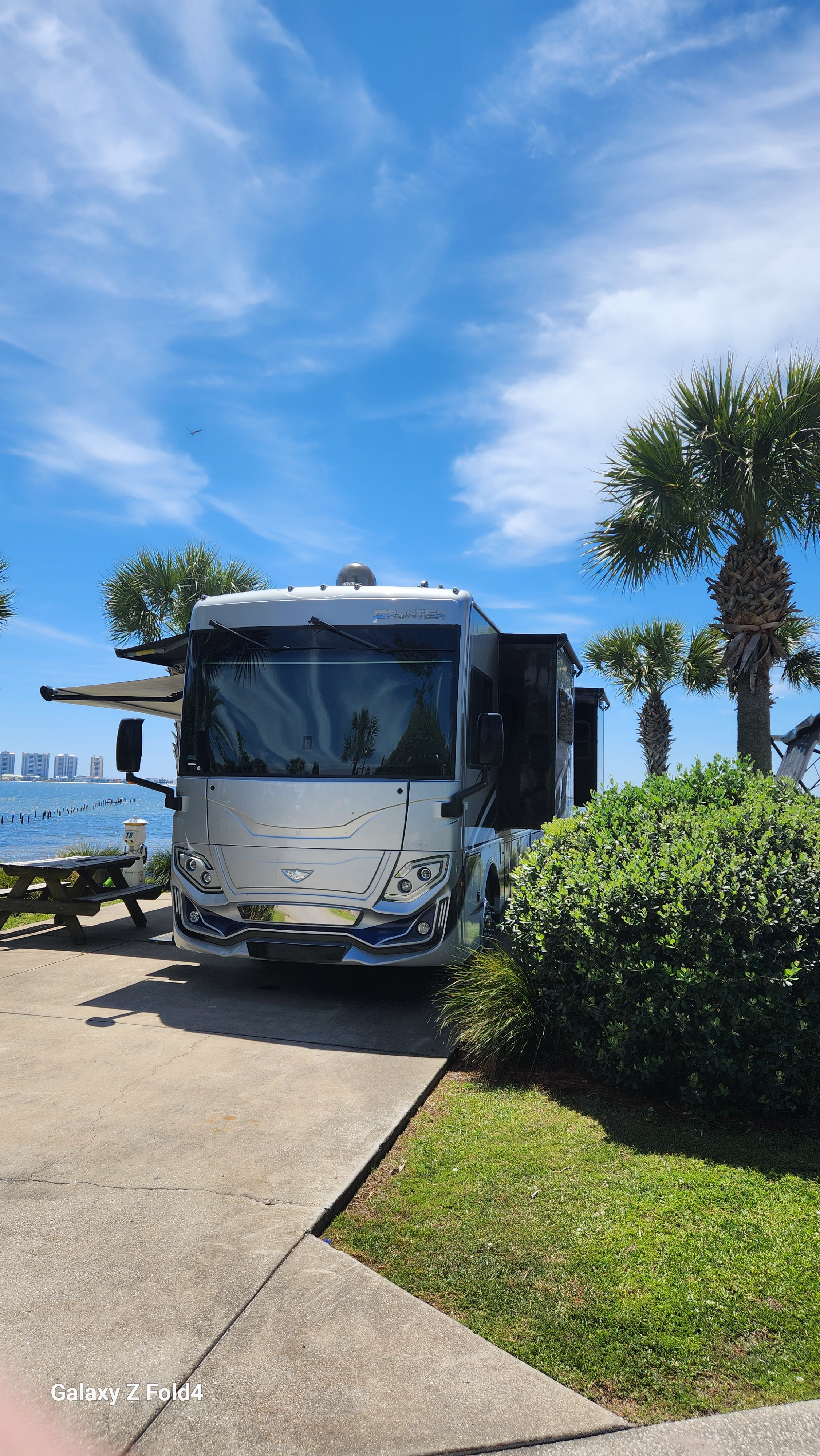 2022 Fleetwood Frontier