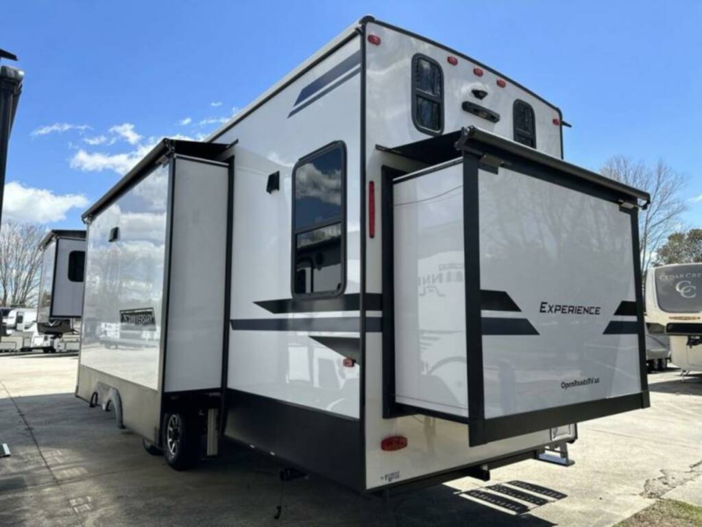 Fifth-wheel RV Rental 