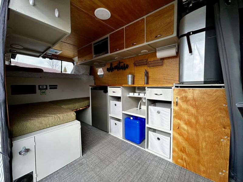 Camper van RV Rental 