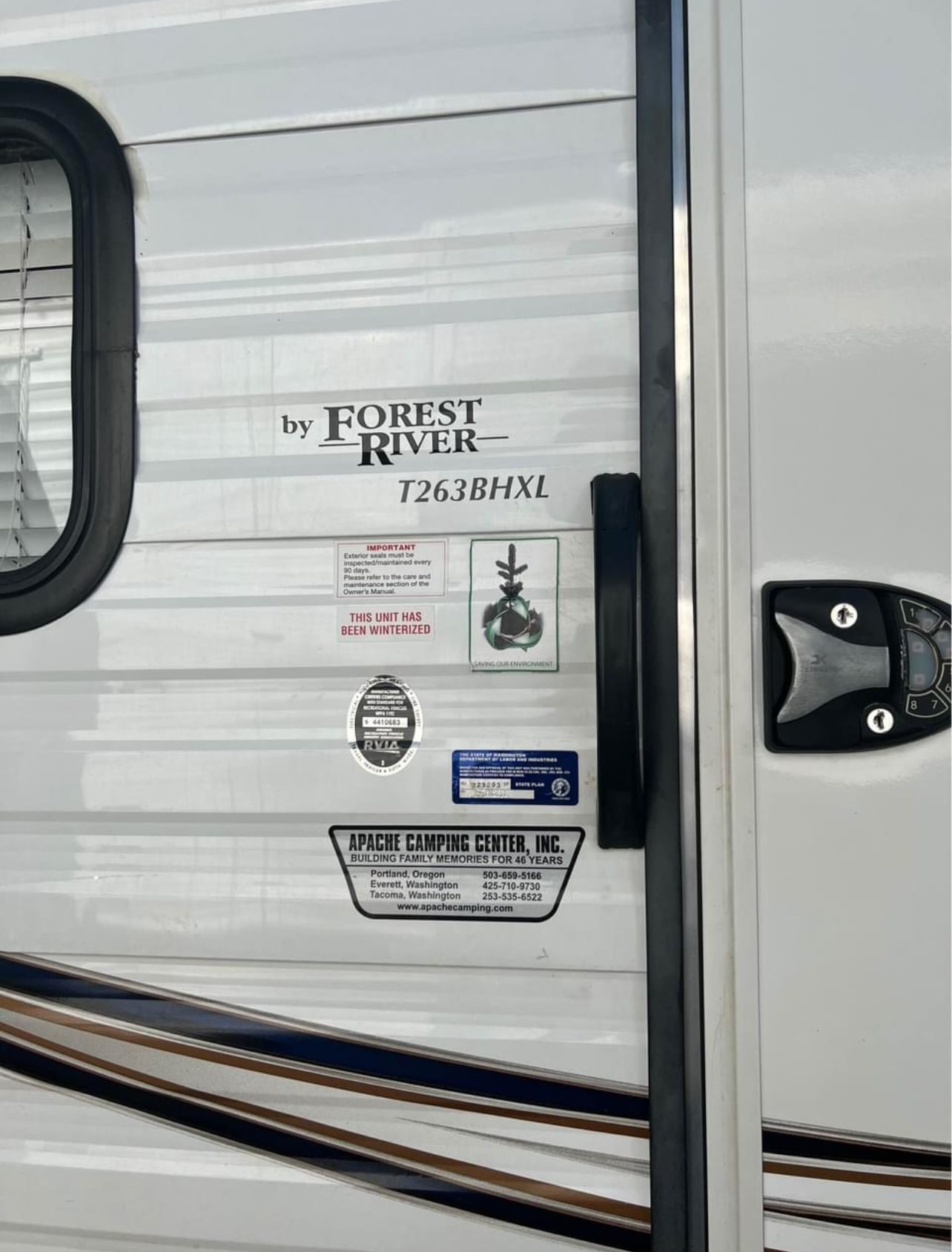 Toy hauler RV Rental 