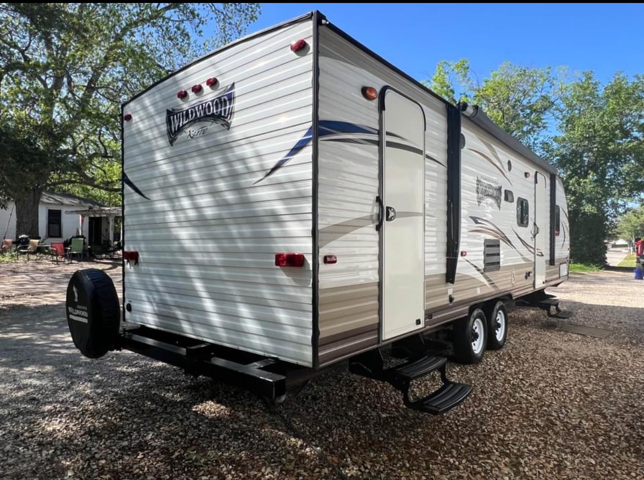 Toy hauler RV Rental 