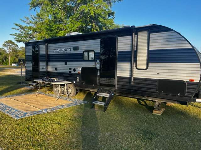 2021 Forest River Cherokee Grey Wolf DBH-Campfire Package