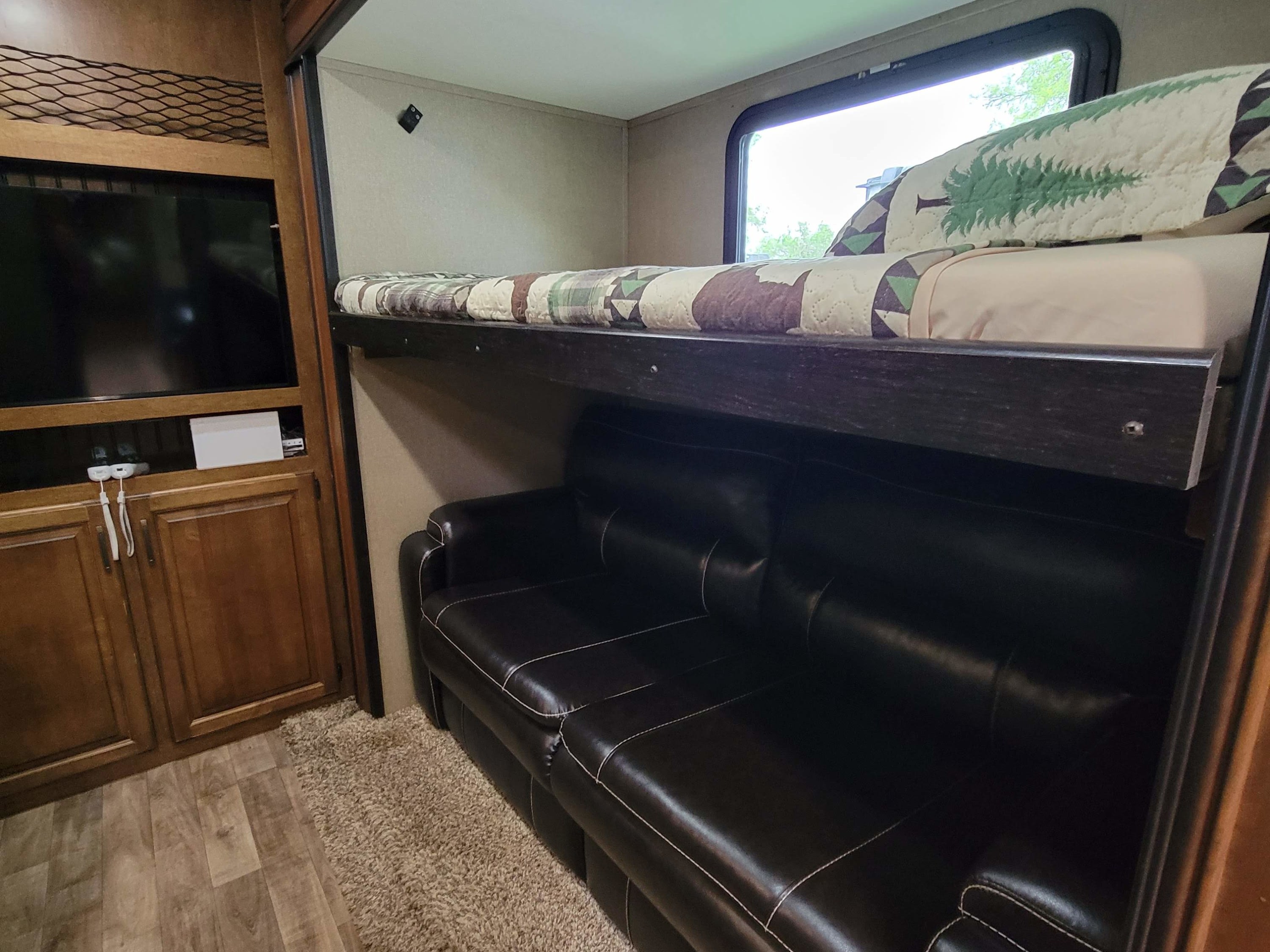 Travel trailer RV Rental 