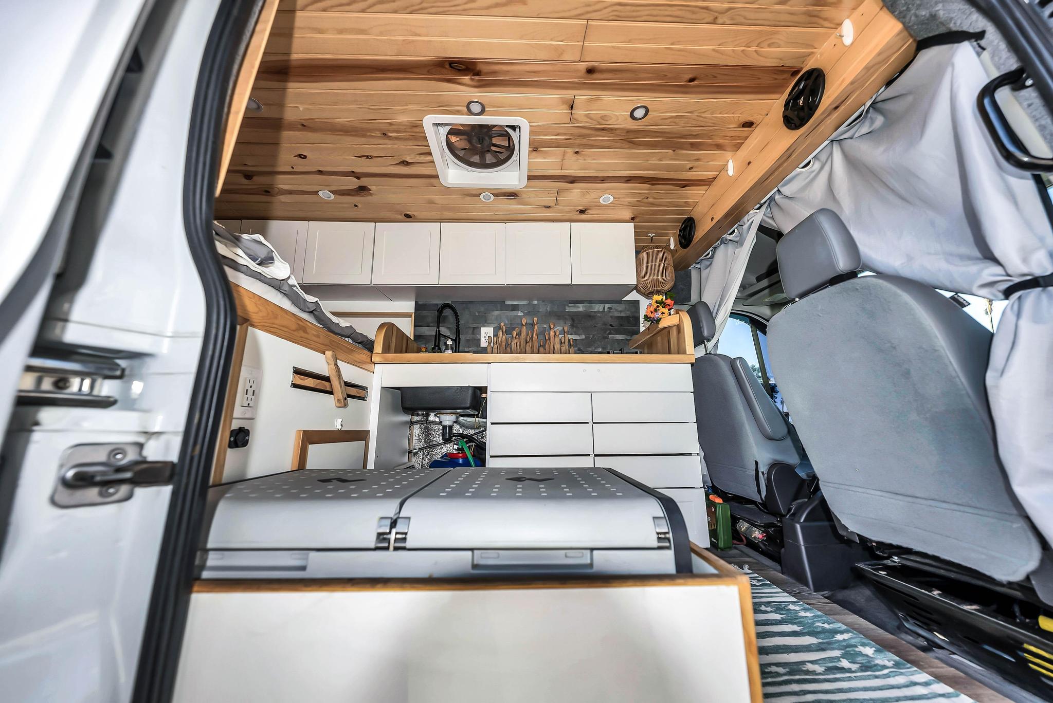 Camper van RV Rental 
