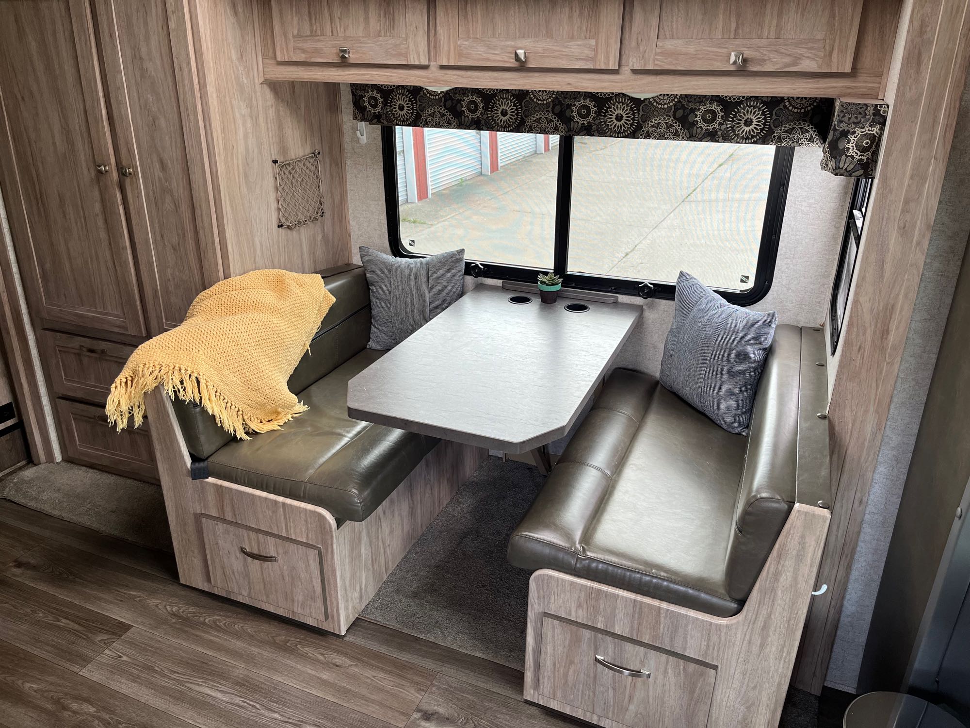 2017 Forest River Sunseeker MBS