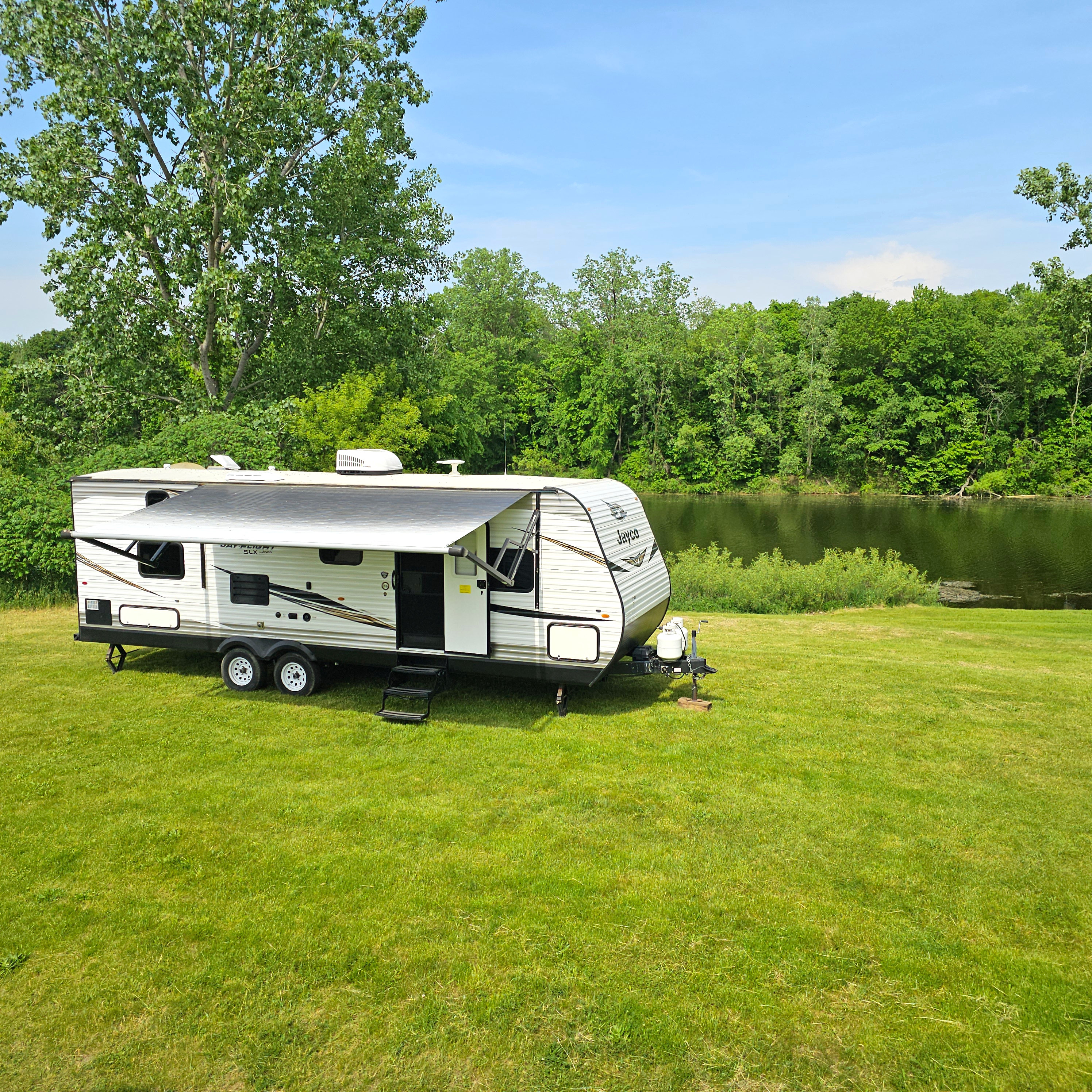 Fireside RV's Jayco Jay Flight 267BHS Bunkhouse - LMI2033 *