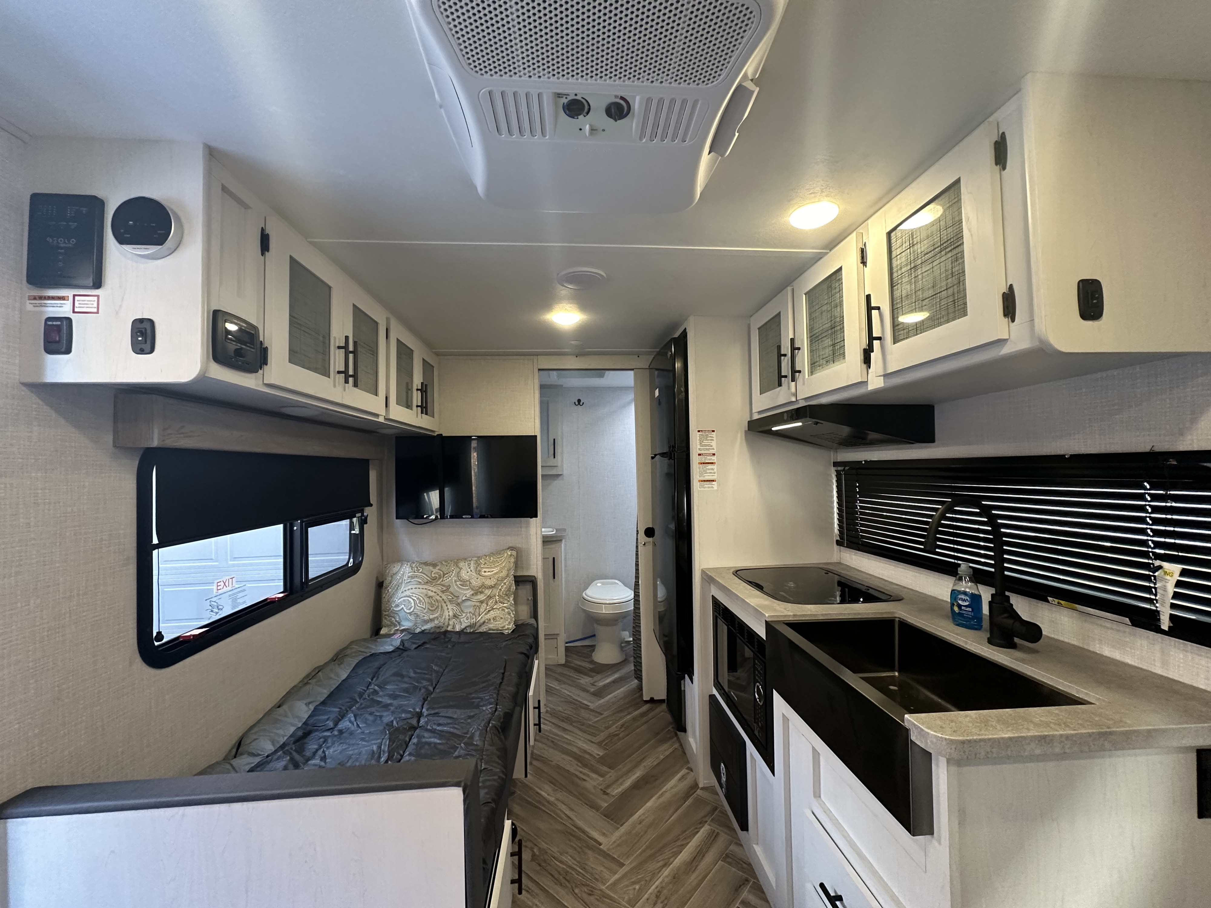 Travel trailer RV Rental 